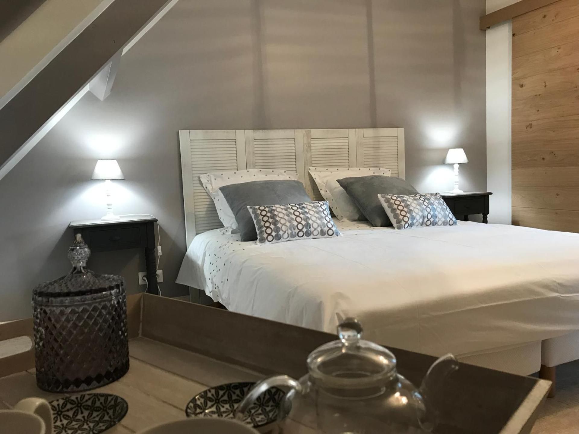 Large Double or Twin Room