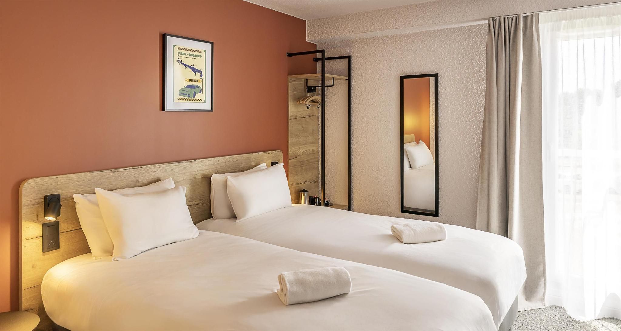 2 Single Beds, NonSmoking, Standard Room