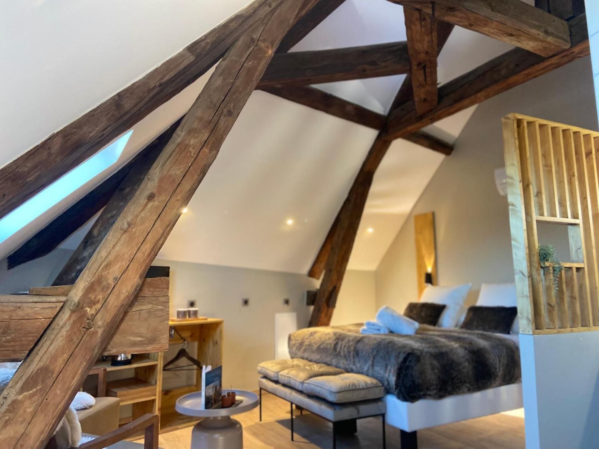 King Room with Mountain View