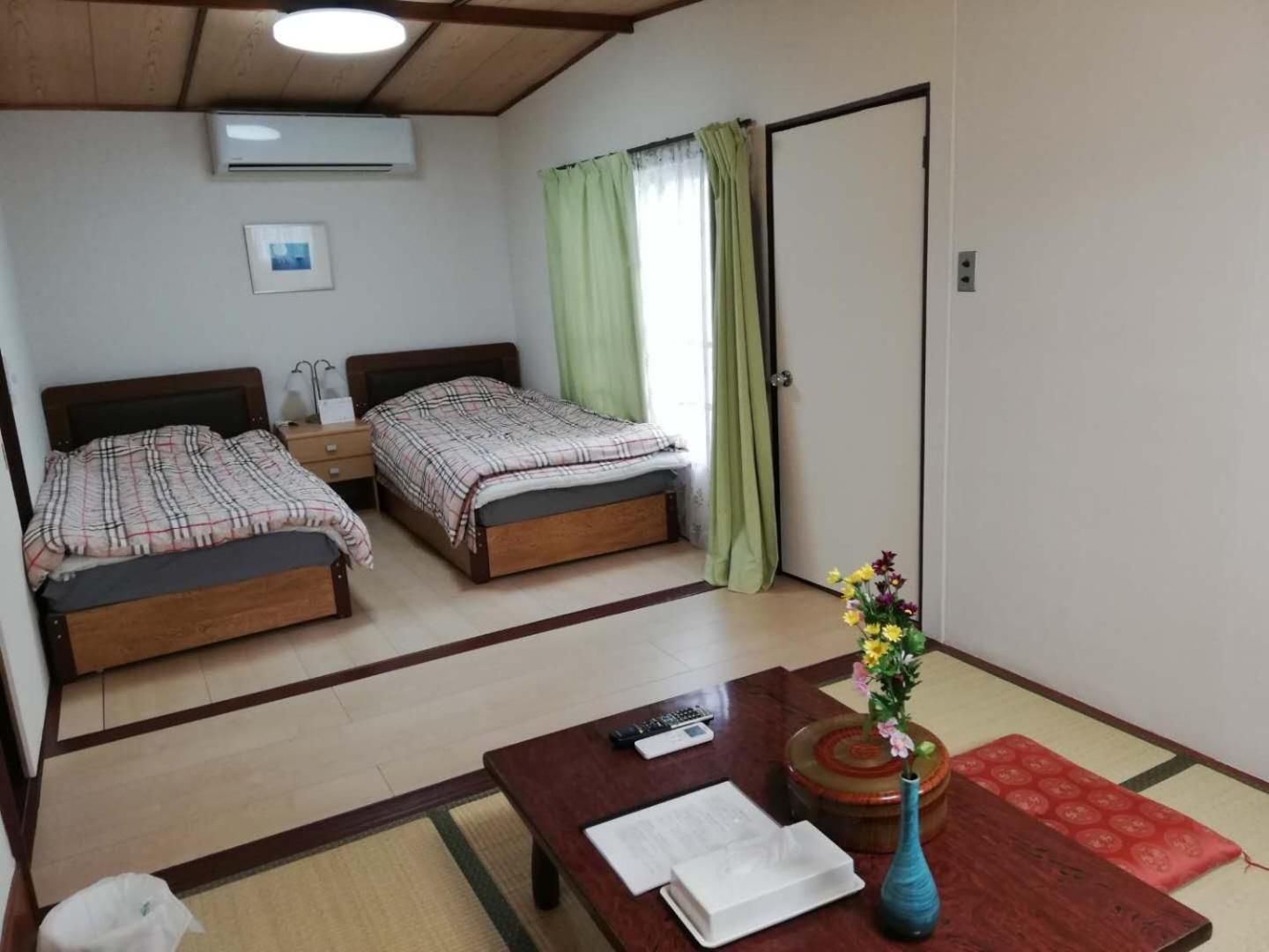 Economy Twin Room