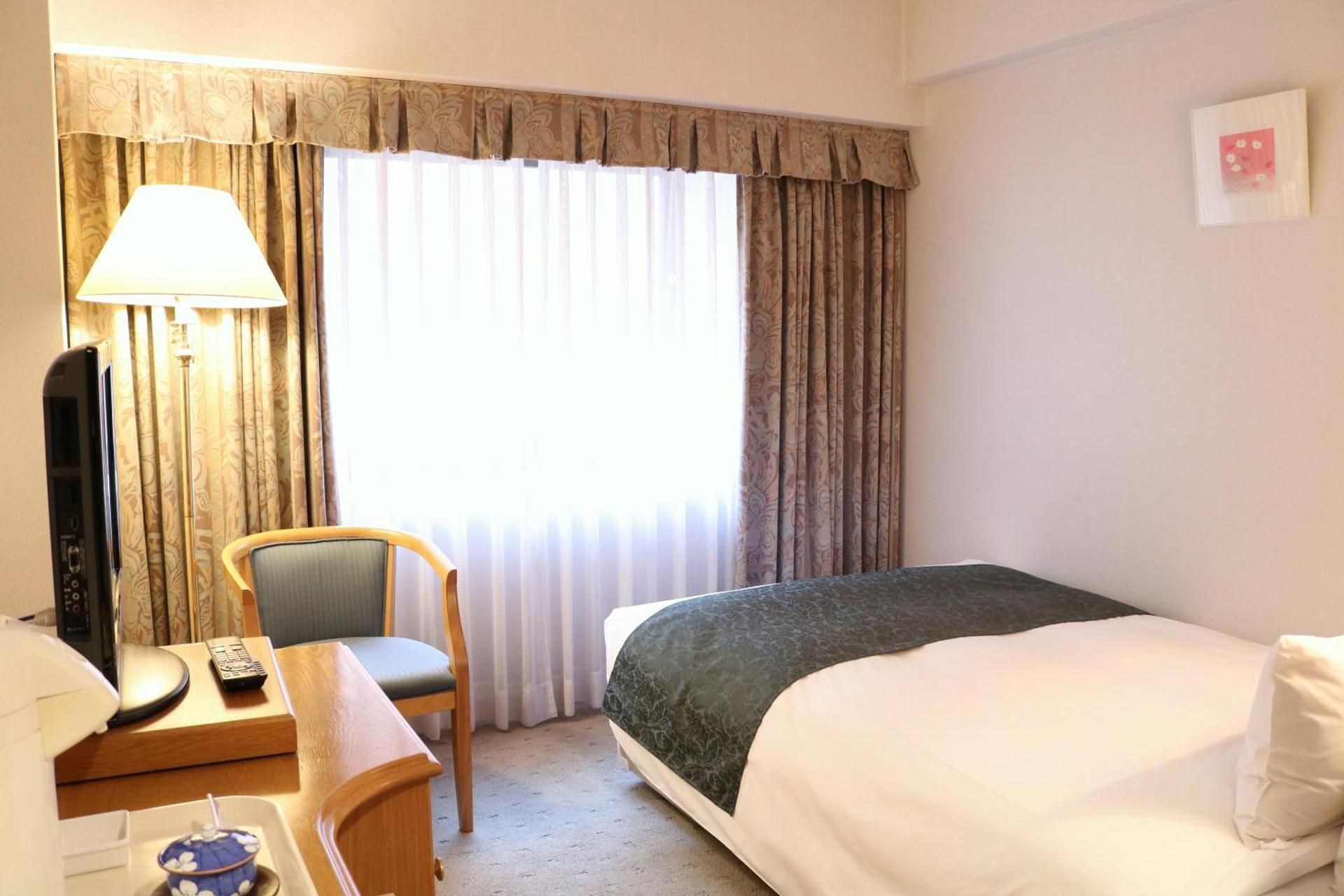 Single Room - Non-Smoking