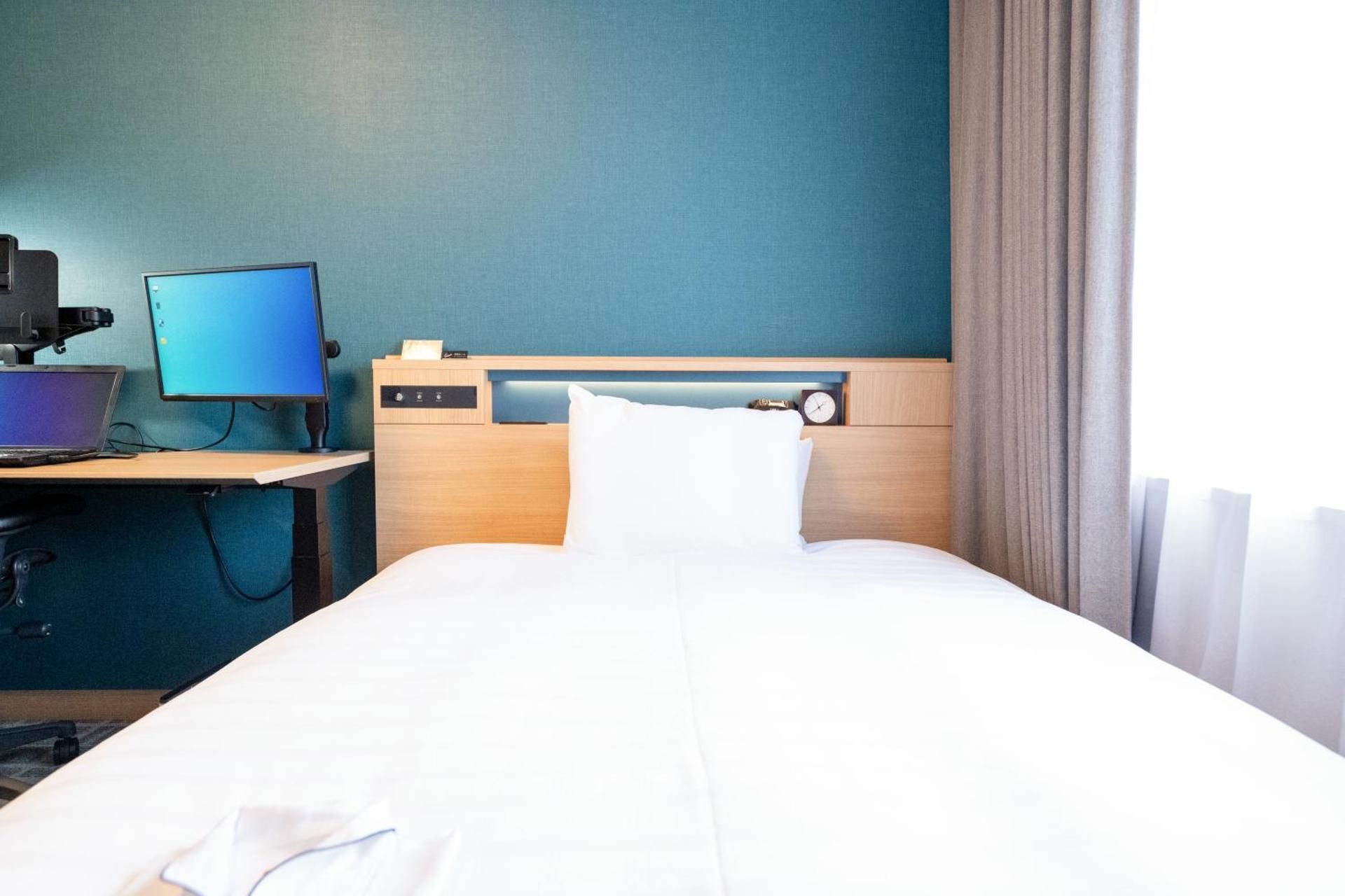 Business Double Room - Non-Smoking