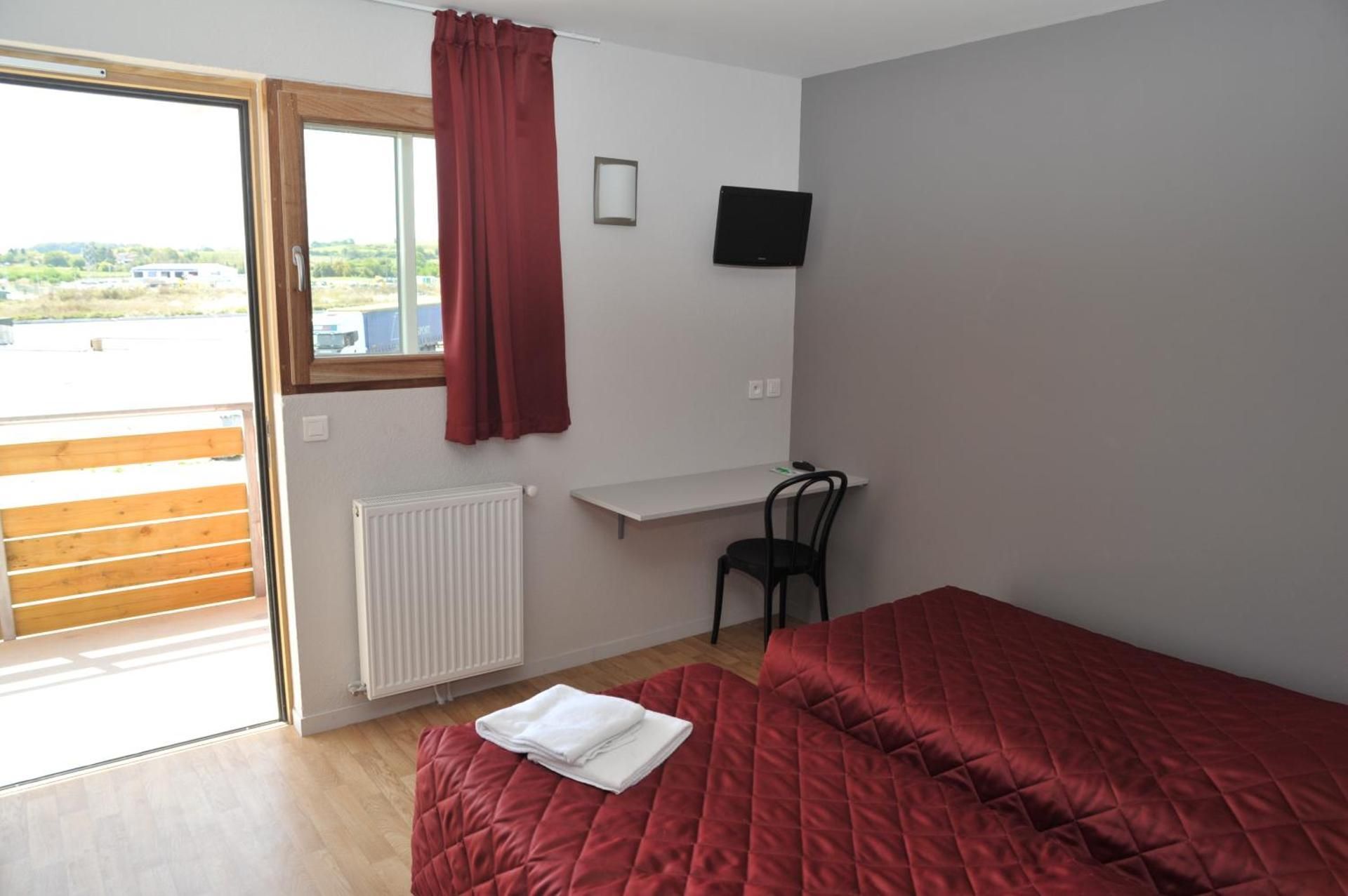 Standard Twin Room