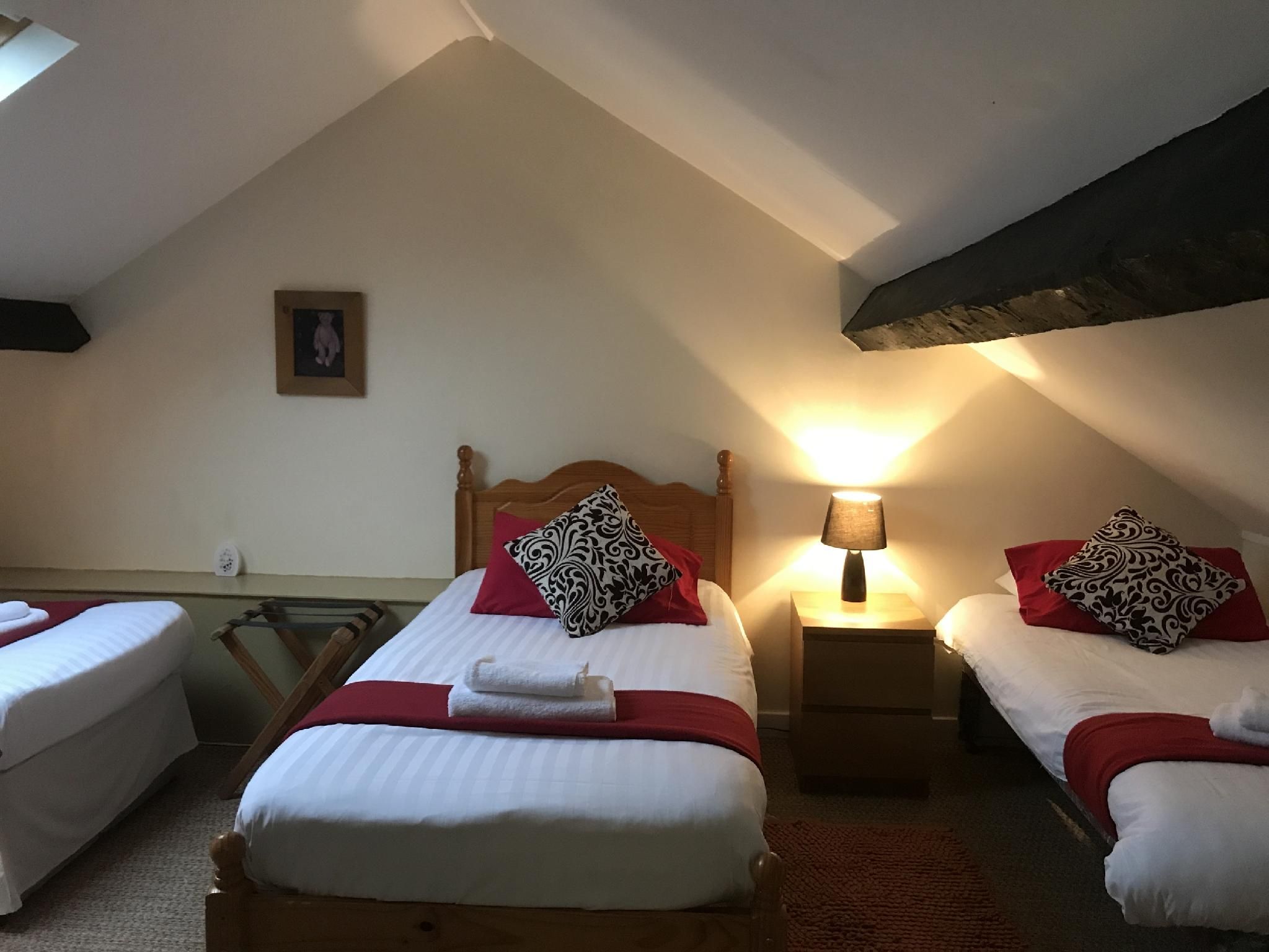 Victoria Hotel
