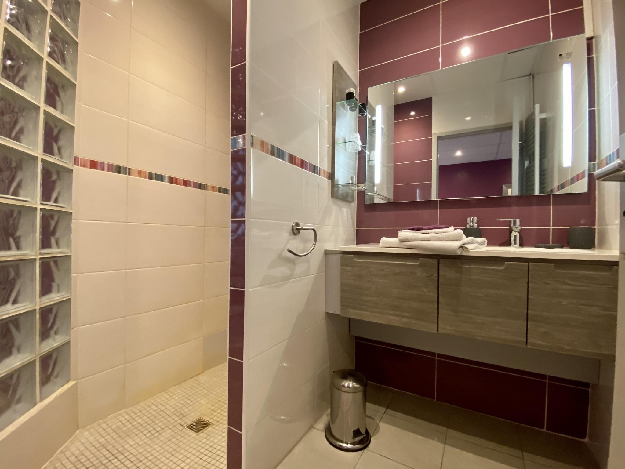 Twin-Salle de bain privée séparée