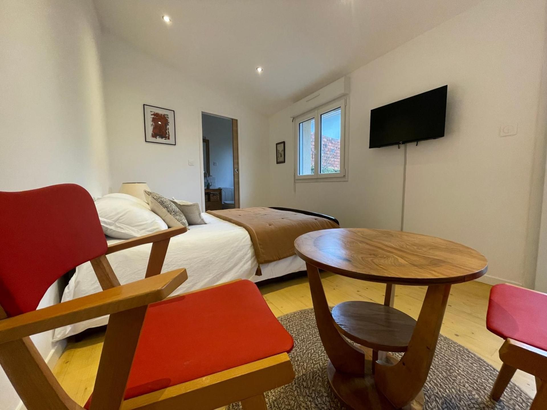 Double Room with Private Bathroom