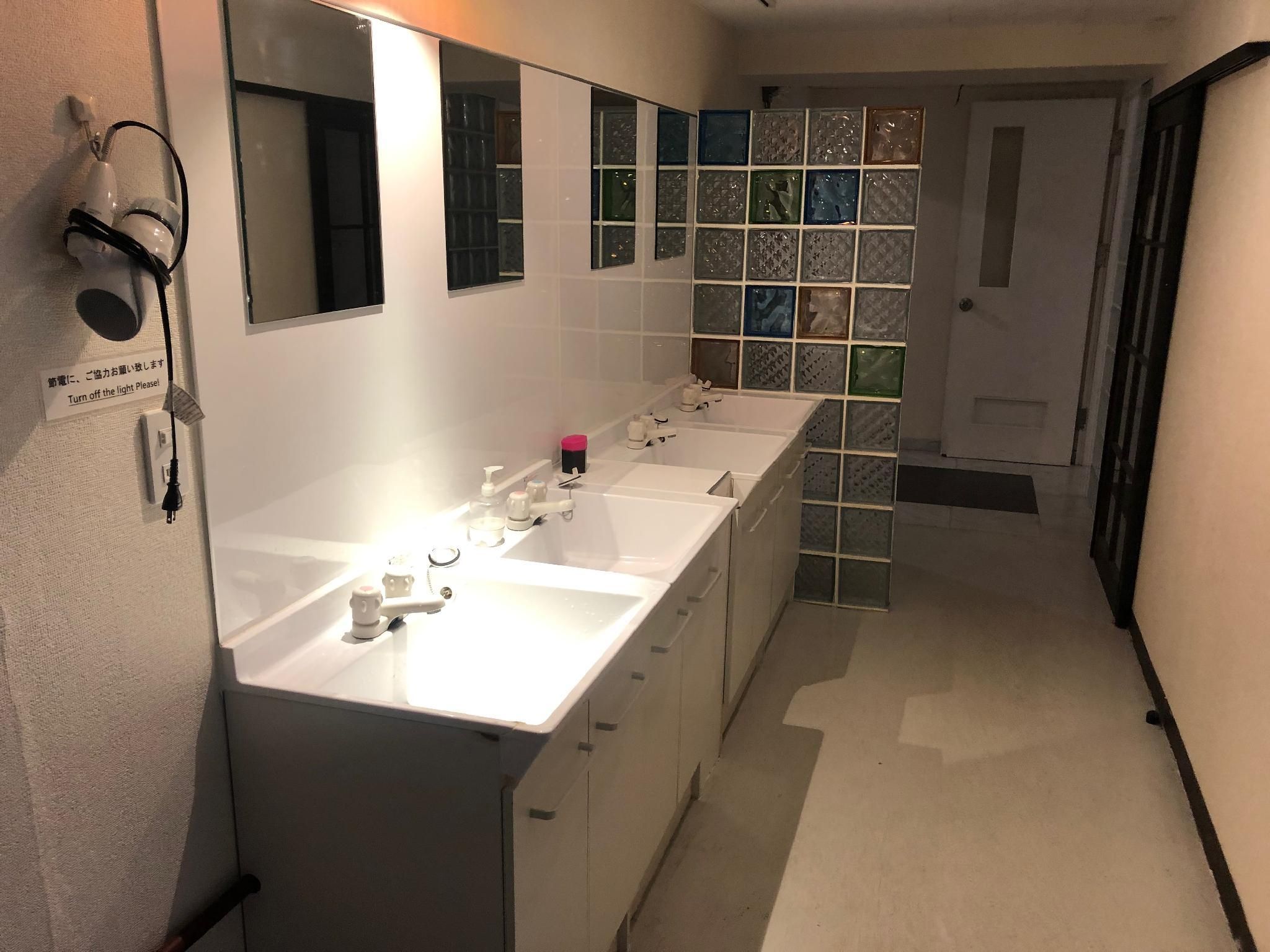 Private Single - Shared Bath