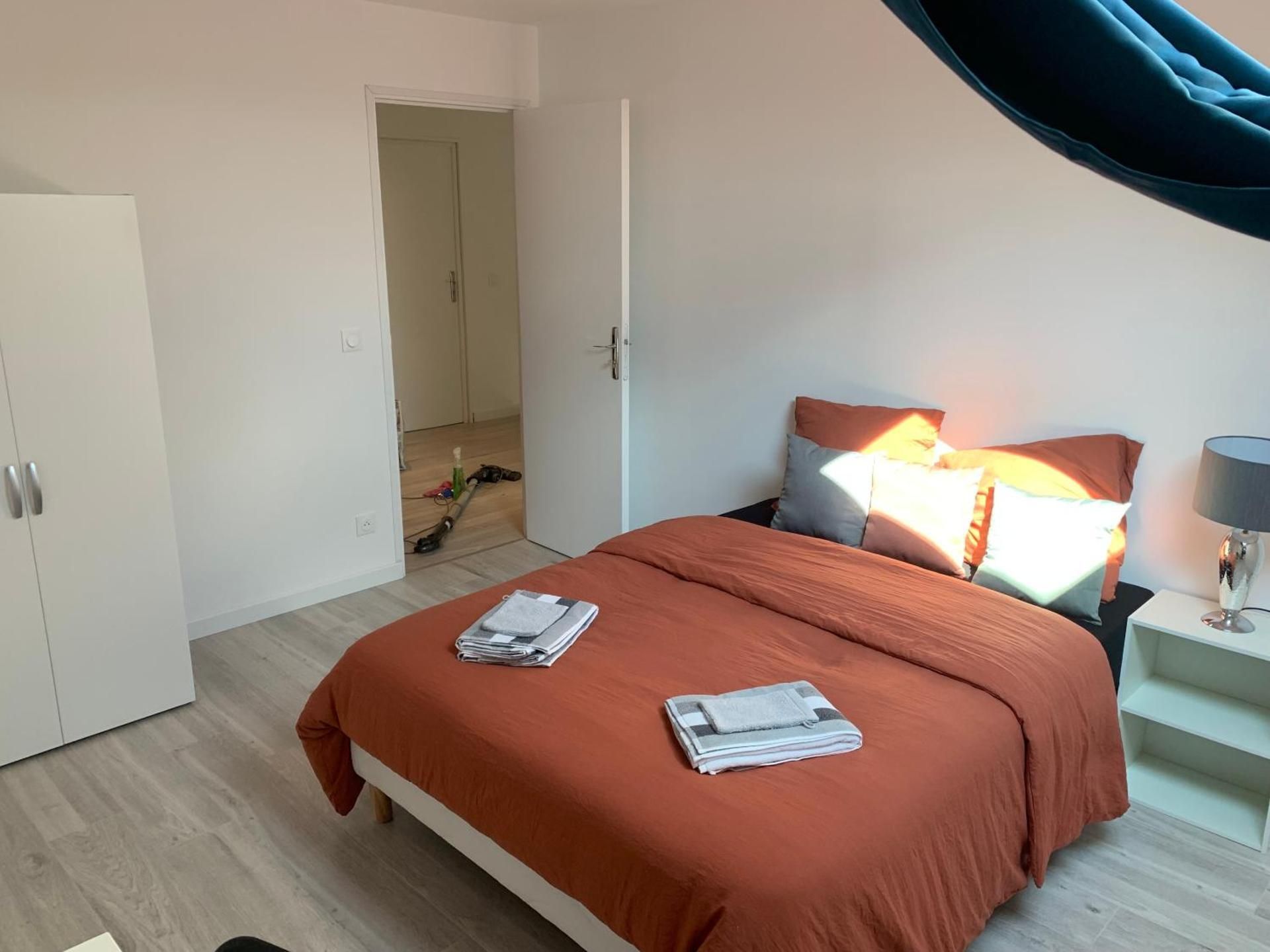 Double Room with Shared Bathroom
