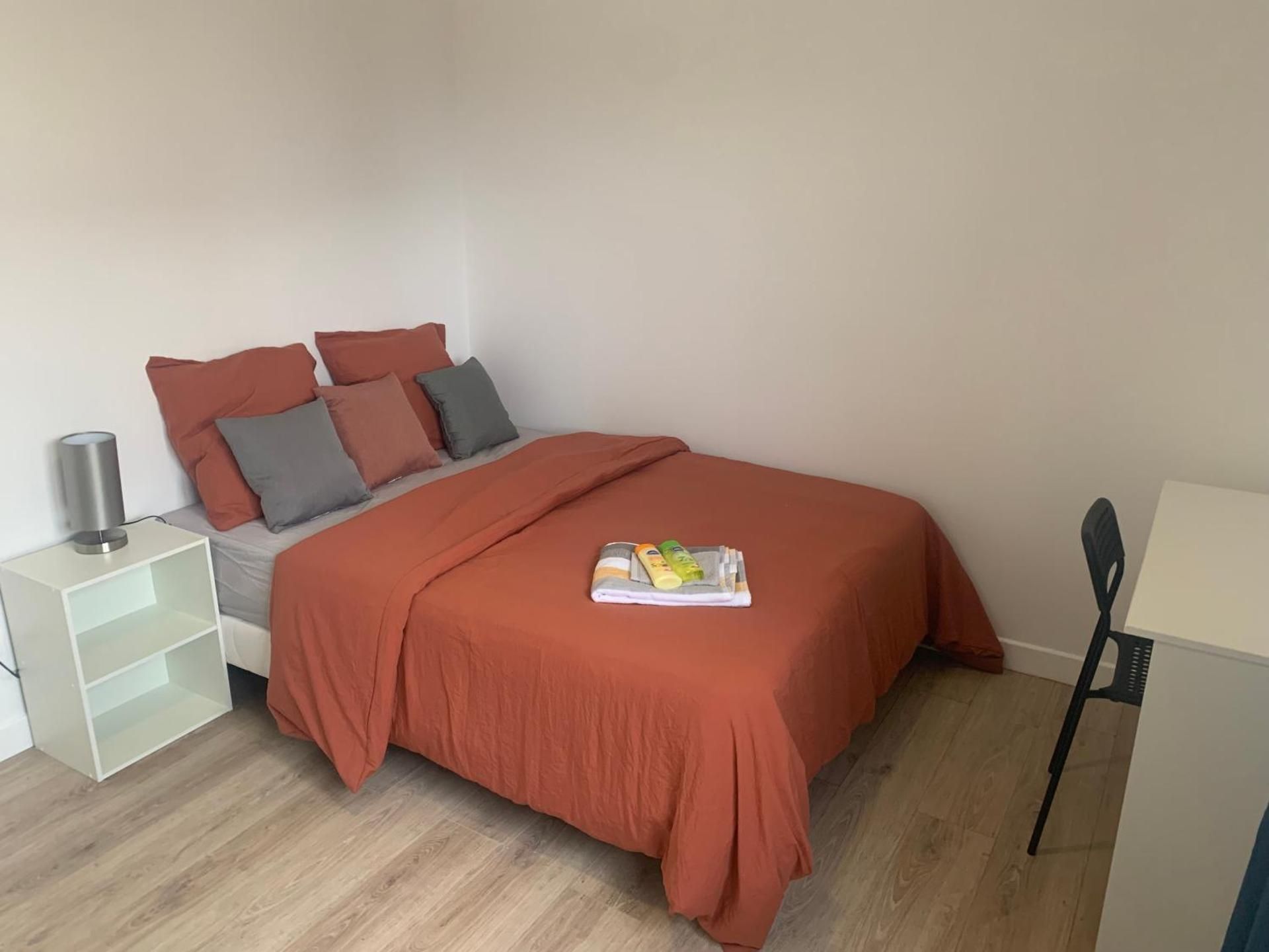 Double Room with Shared Bathroom