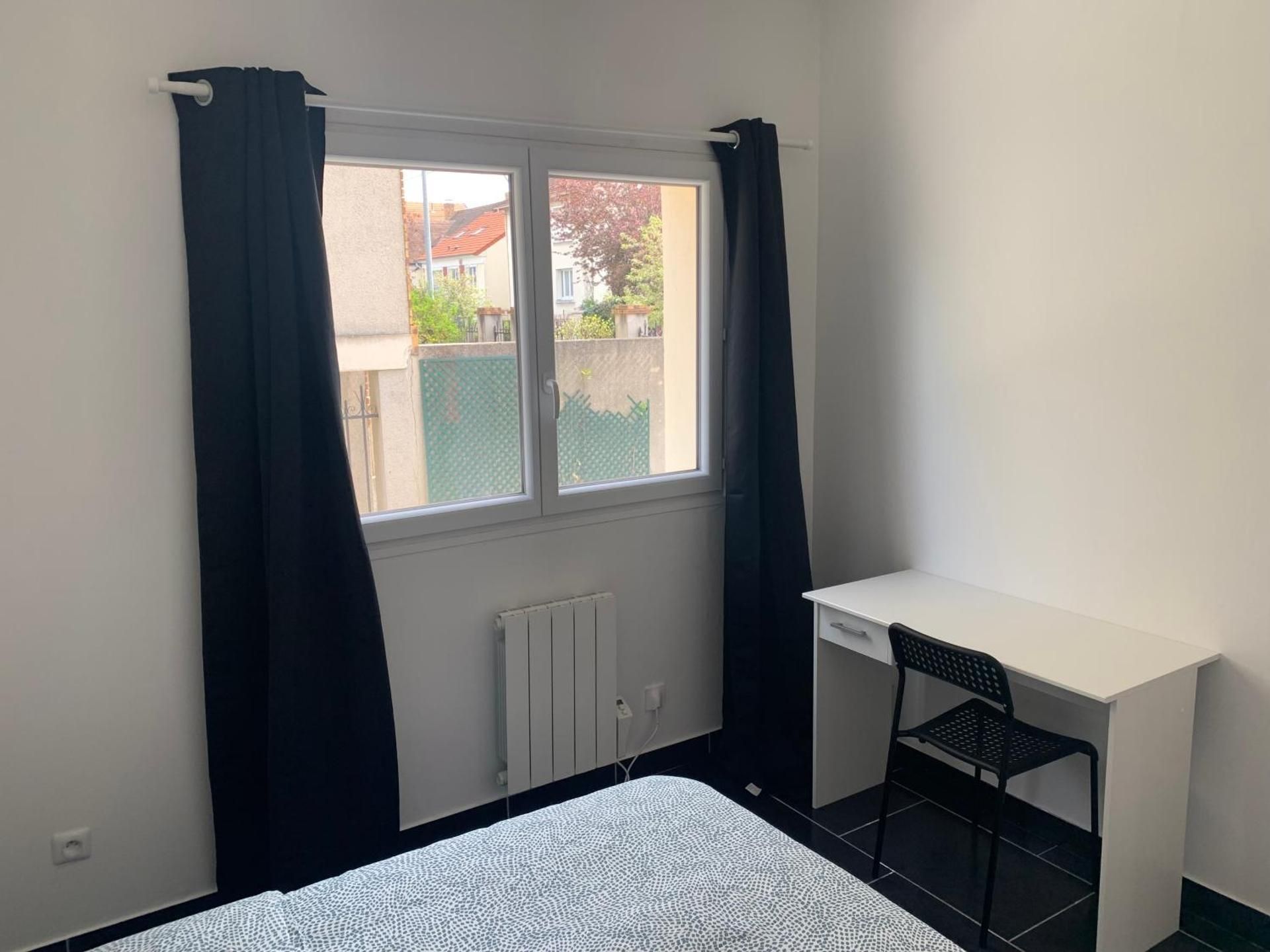 Double Room with Shared Bathroom