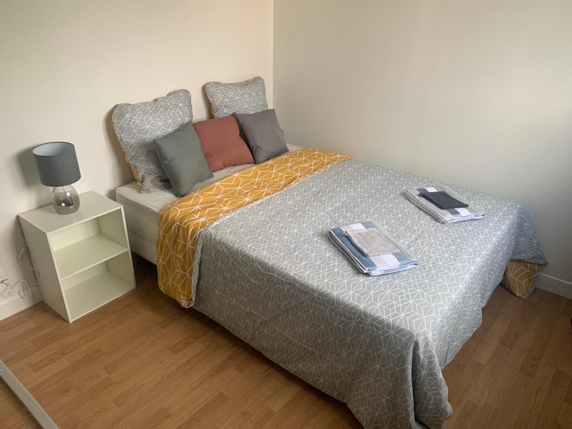Double Room with Shared Bathroom