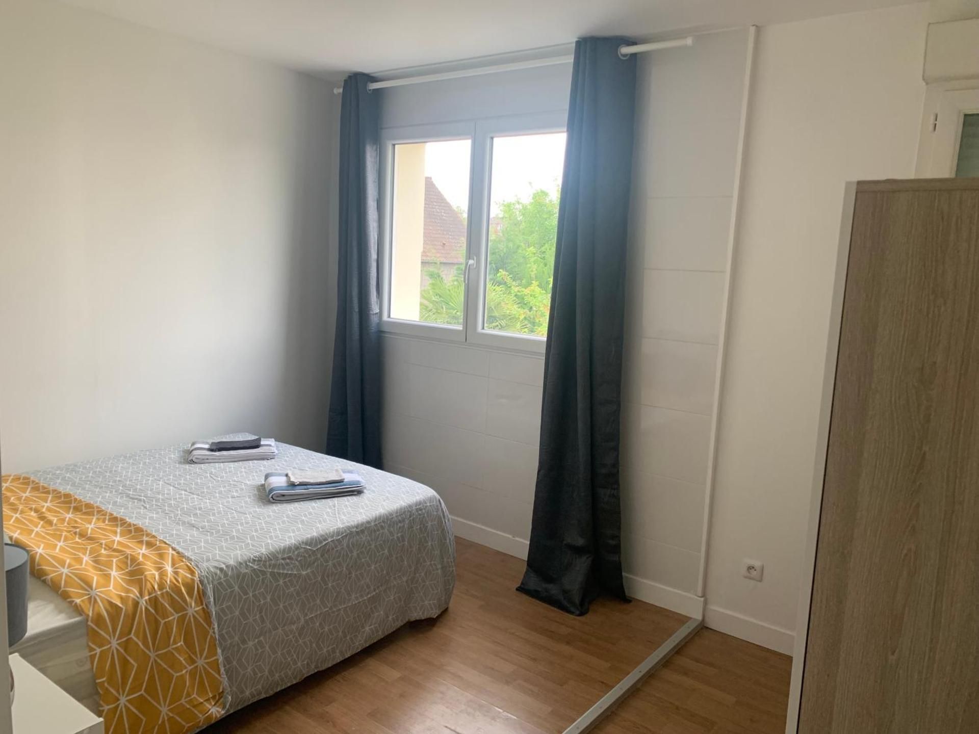 Double Room with Shared Bathroom
