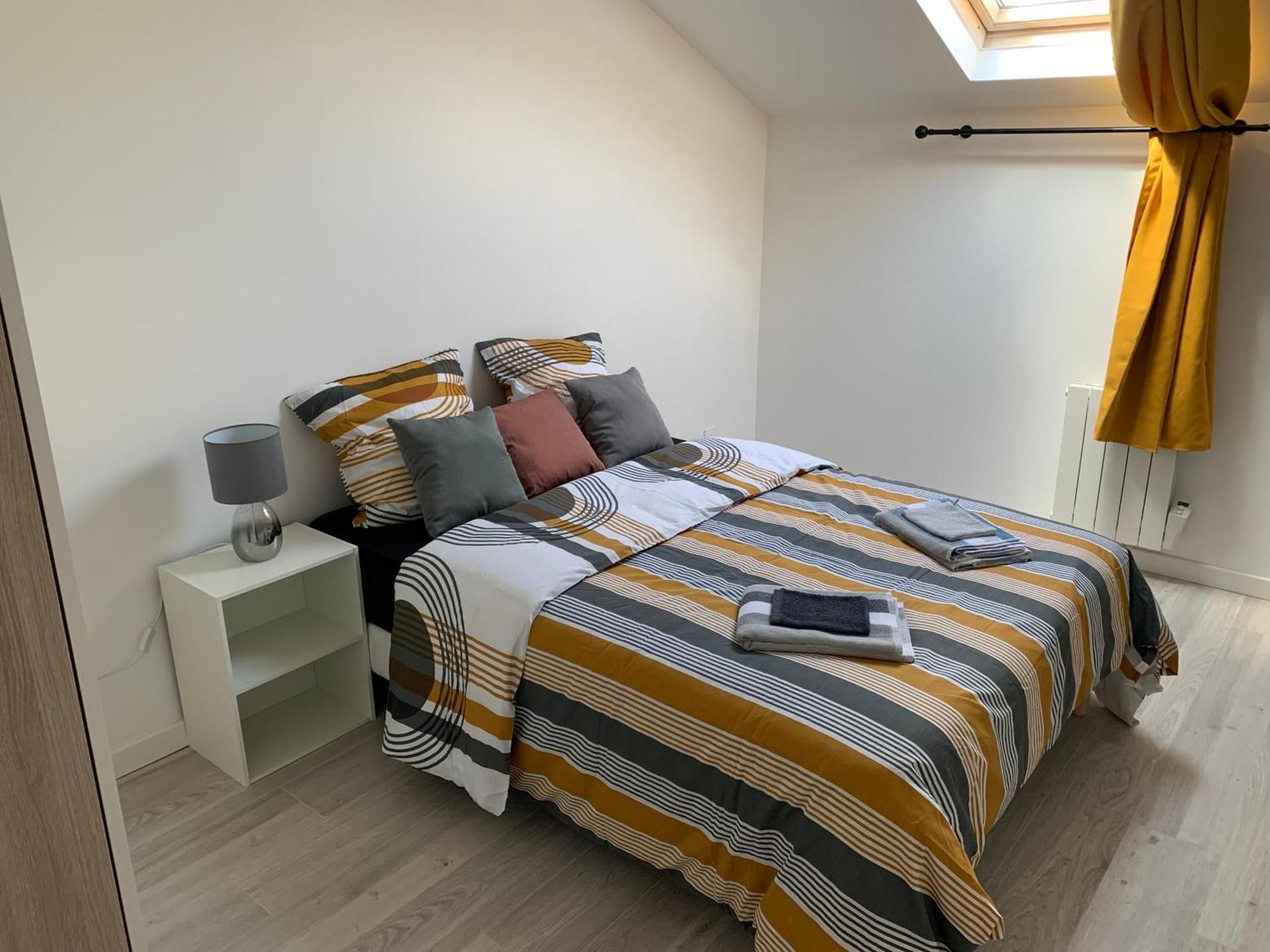 Double Room with Shared Bathroom