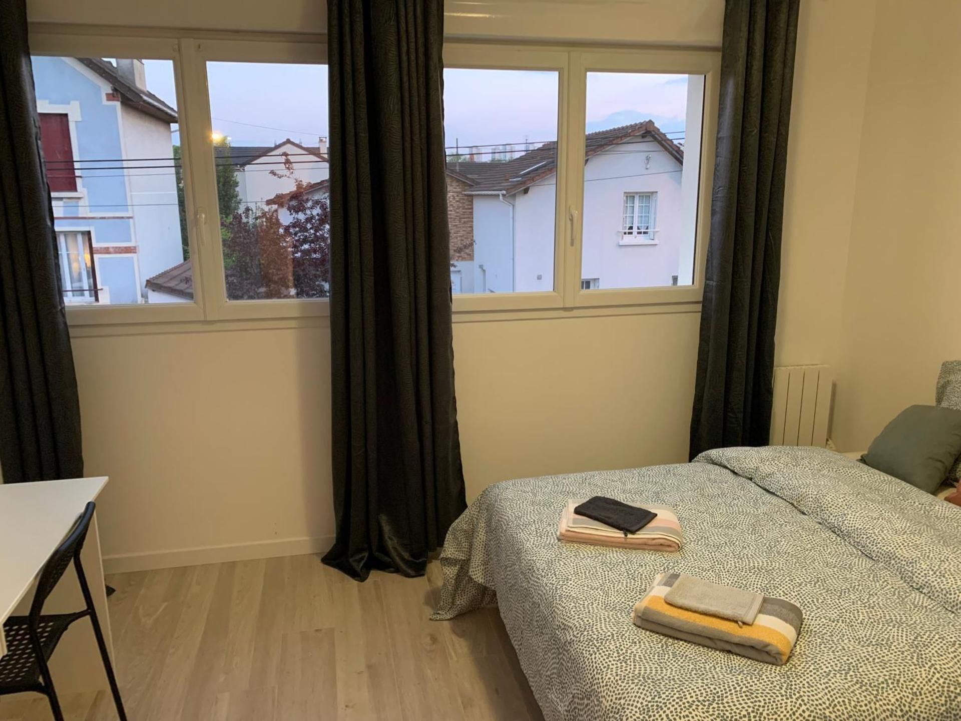 Double Room with Shared Bathroom