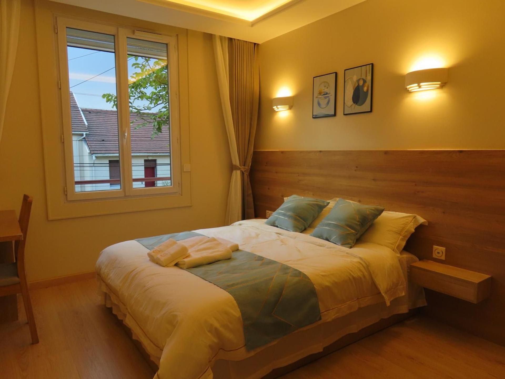 Double Room with Private Bathroom