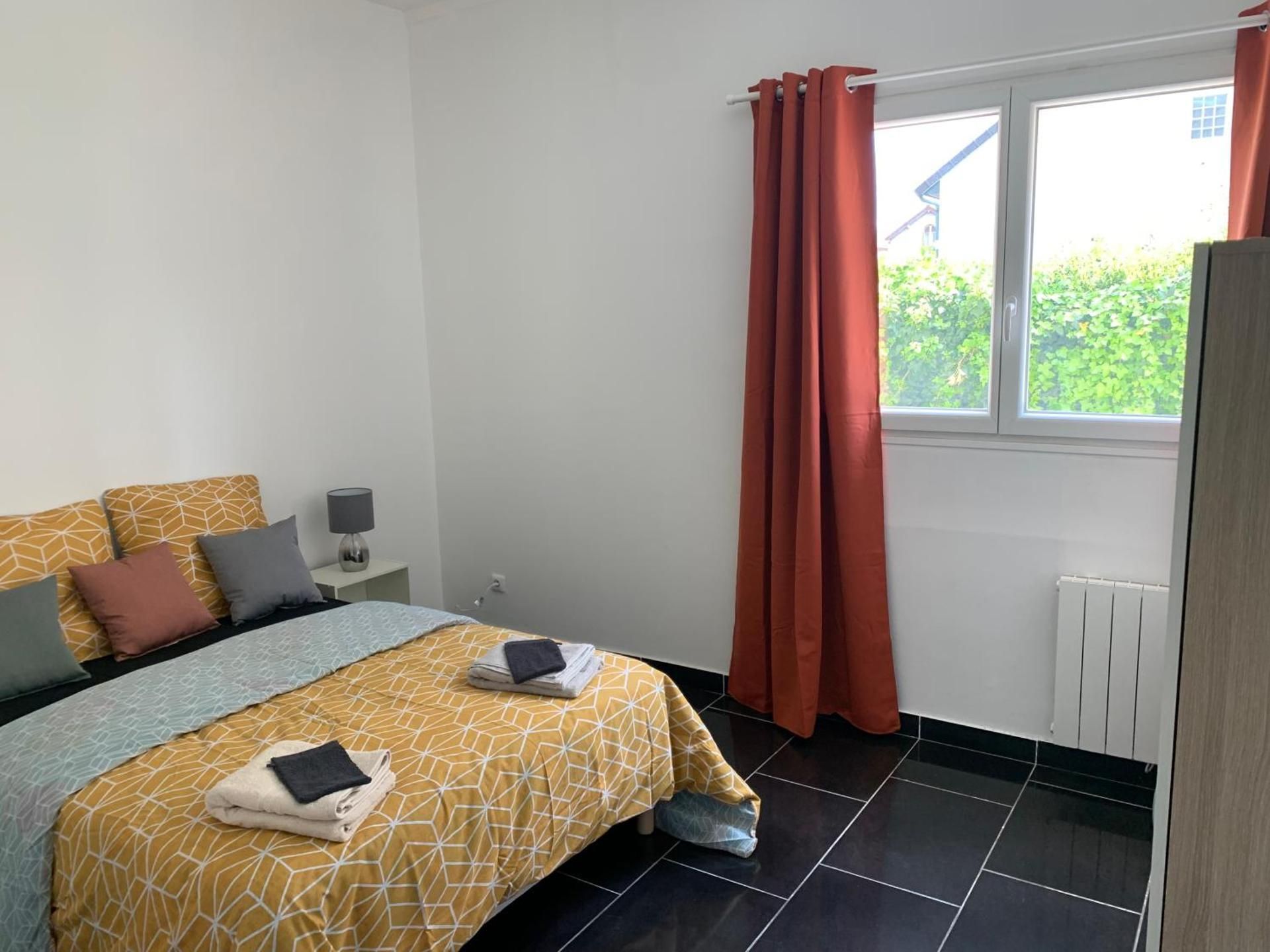 Double Room with Shared Bathroom