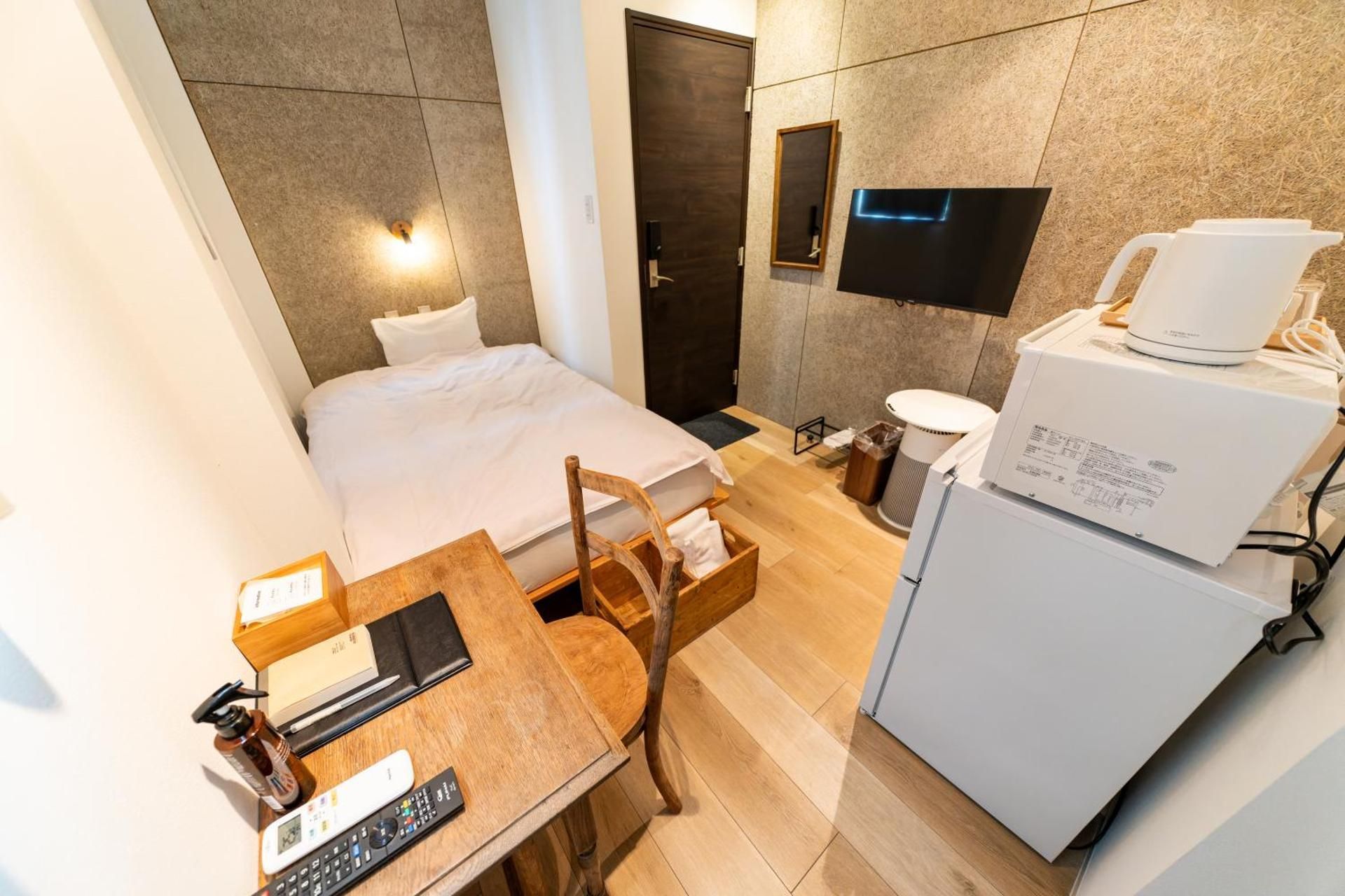 Standard Single Room with Shower