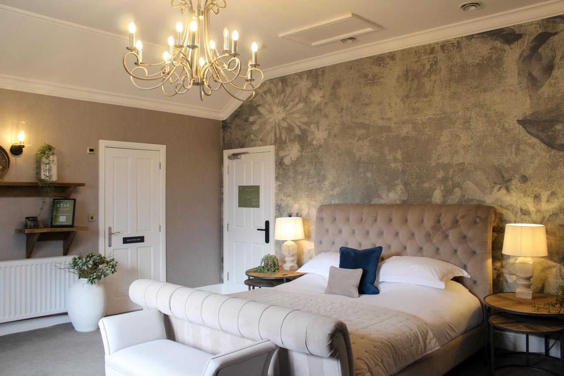 Superior King Room