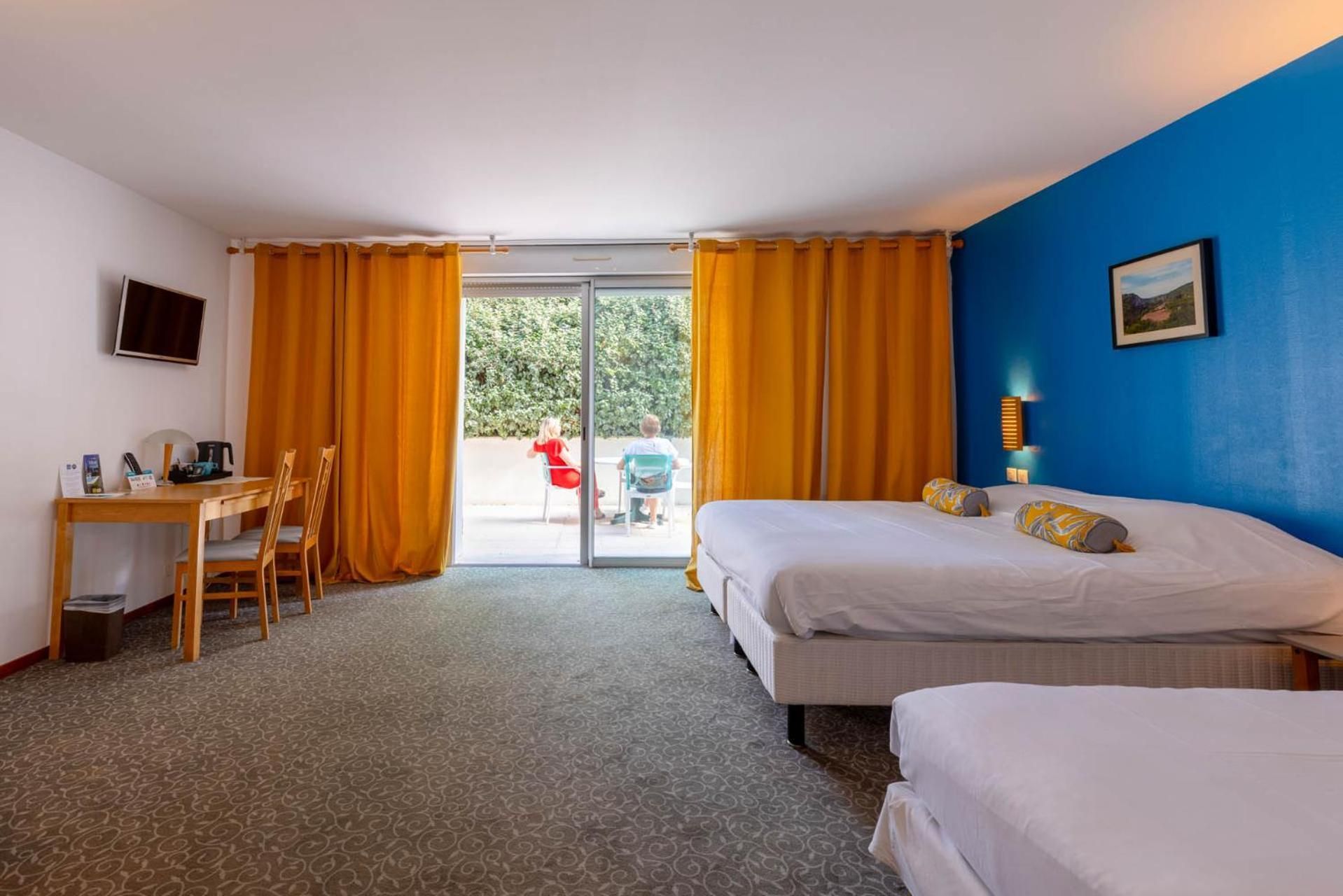 Queen Room with Two Queen Beds - Disability Access