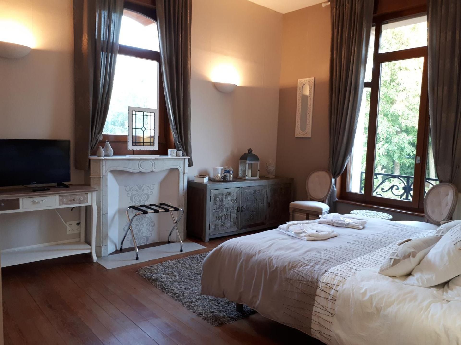 Superior King Room