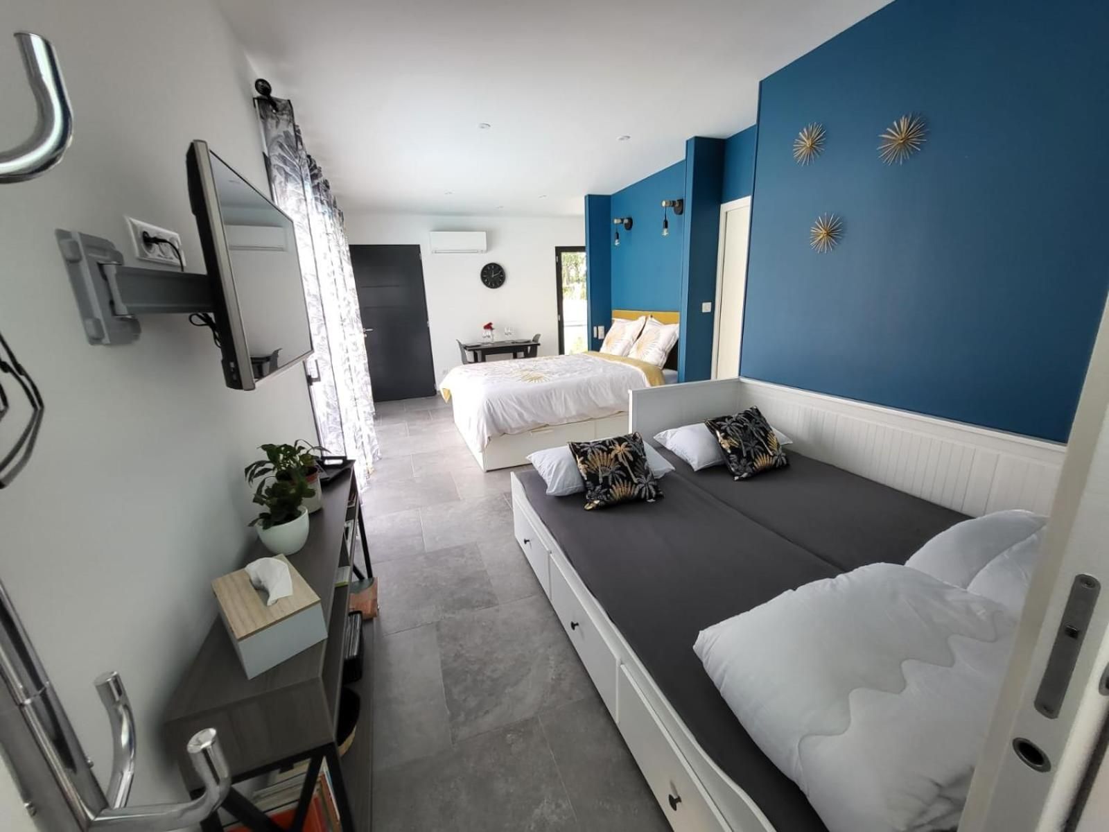 Double Room with Pool View