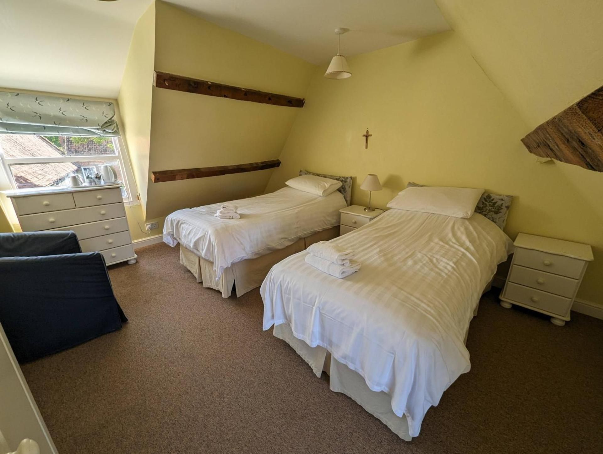 Twin Room with Shared Bathroom