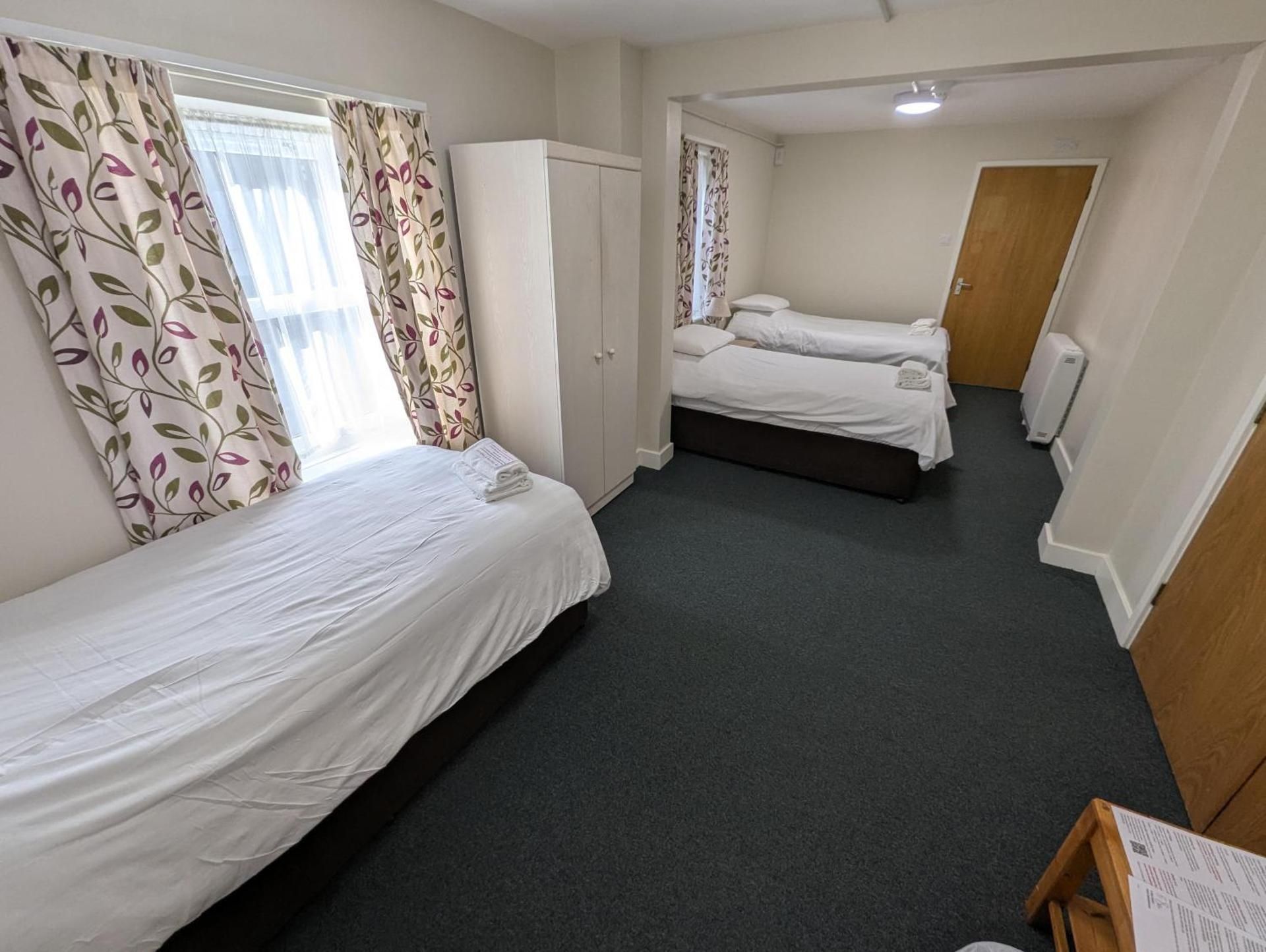 Triple Room with Shower