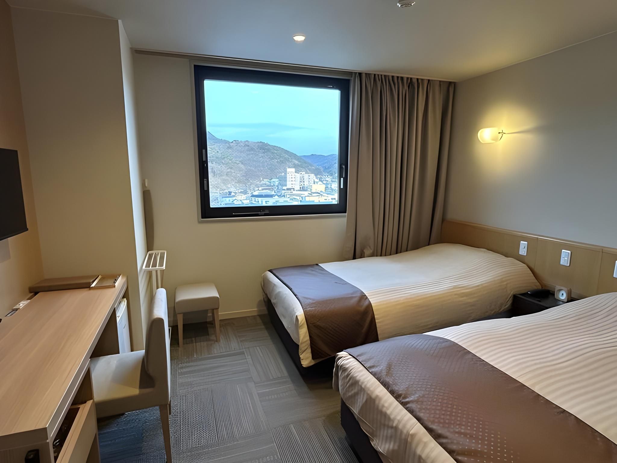 Mountain View Twin Room