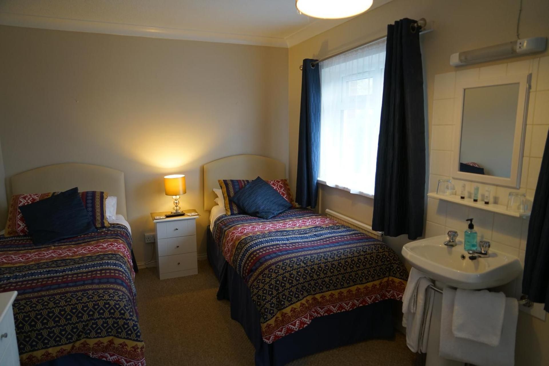 Twin Room with Shared Bathroom