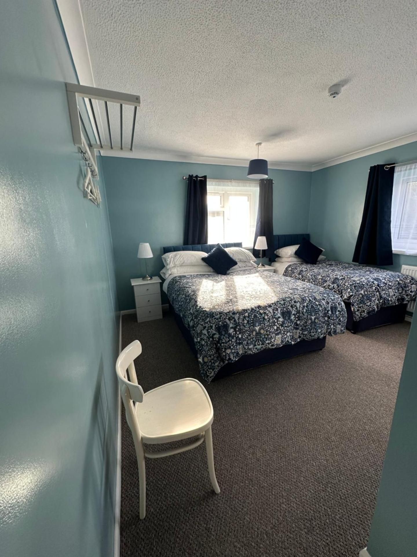 Twin Room with Private Bathroom