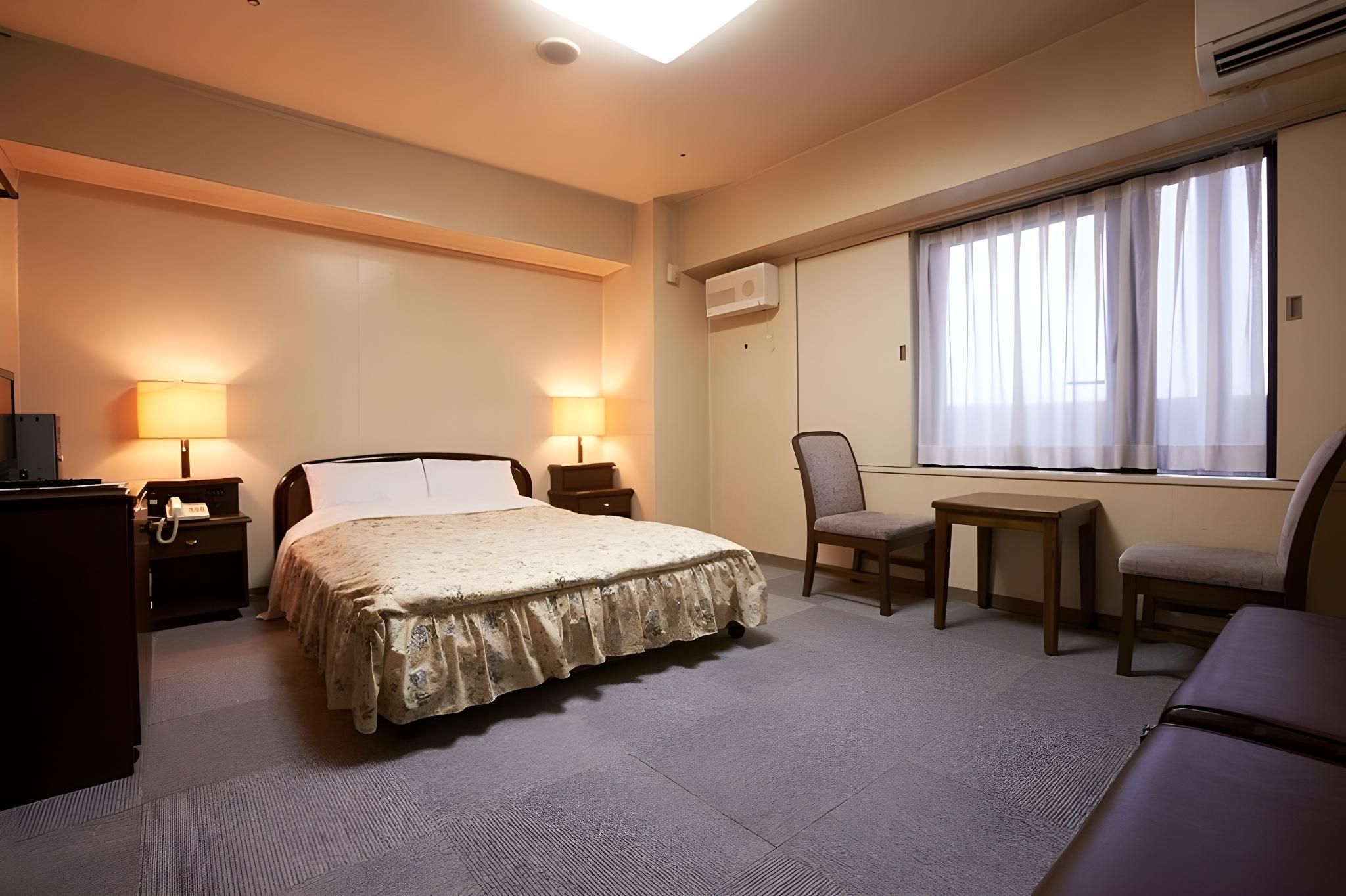 Standard Semi-Double Room - Non-Smoking