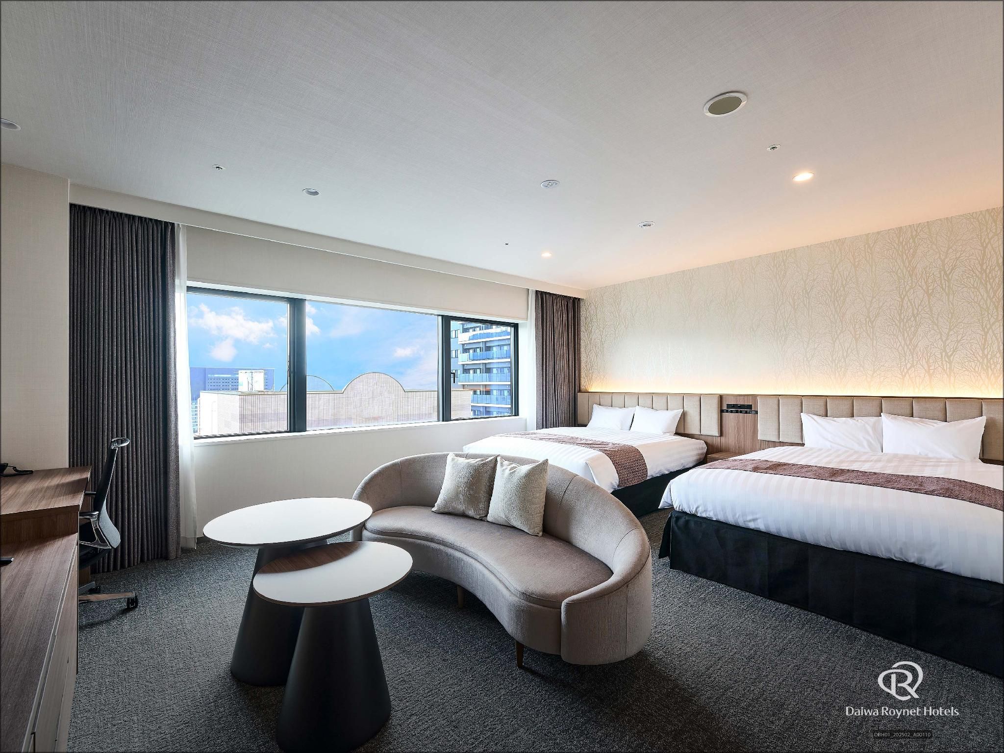 Junior Suite - Non-Smoking