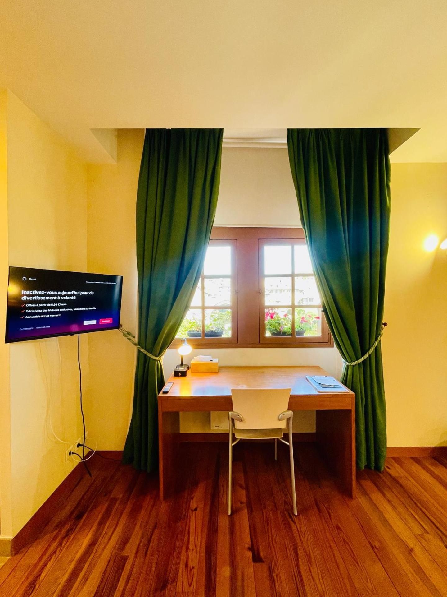 Standard Apartment
