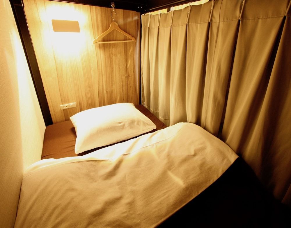 Mixed Dormitory Room (Check-in Available Until 9:00 PM)