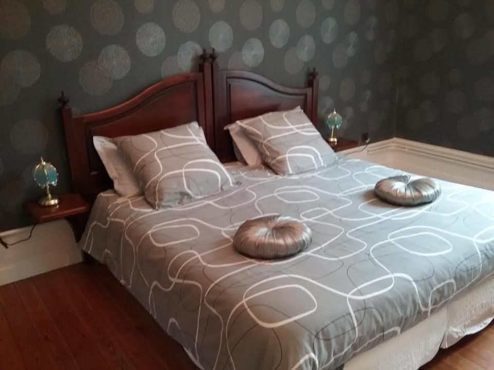 Large Twin Room