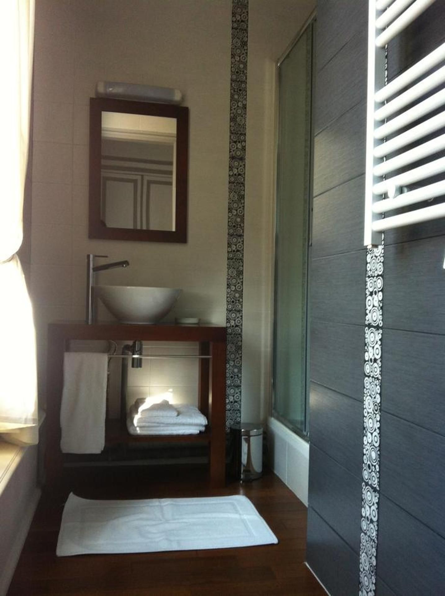 Large Double Room