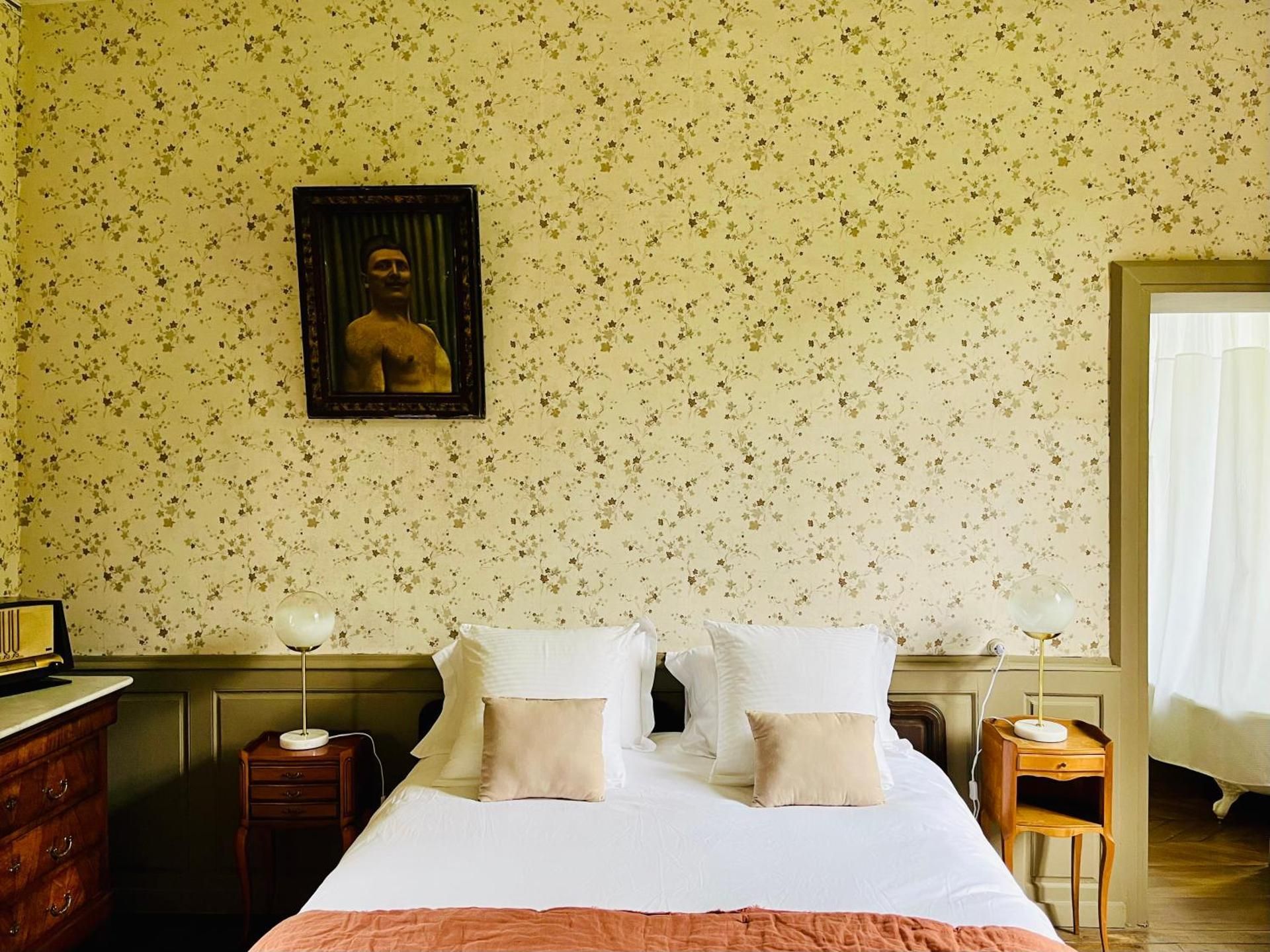 Large Double or Twin Room
