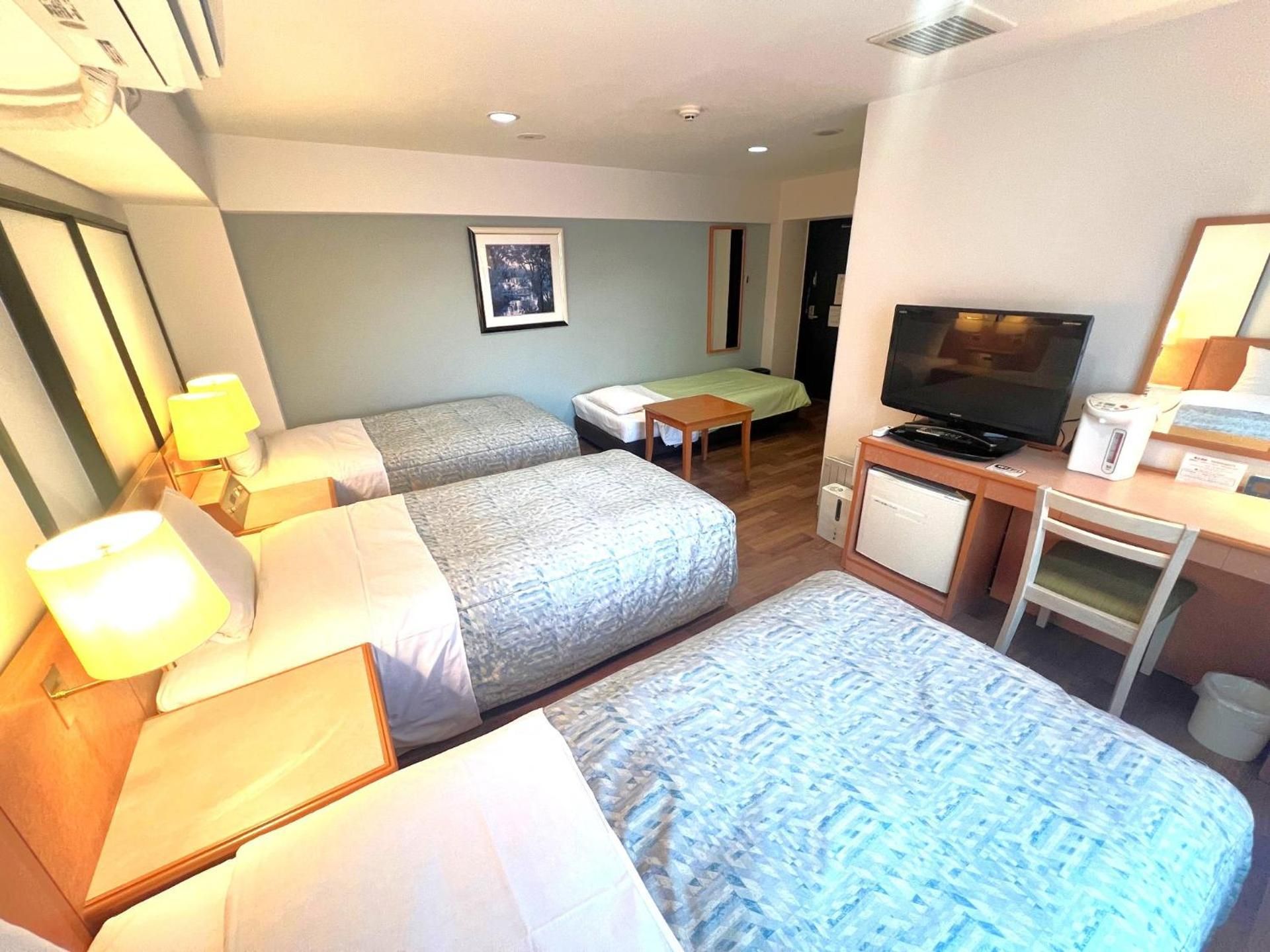Triple Room - Non-Smoking