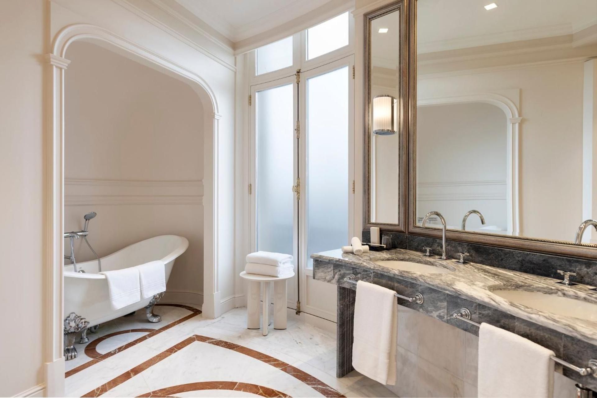 Royal Suite