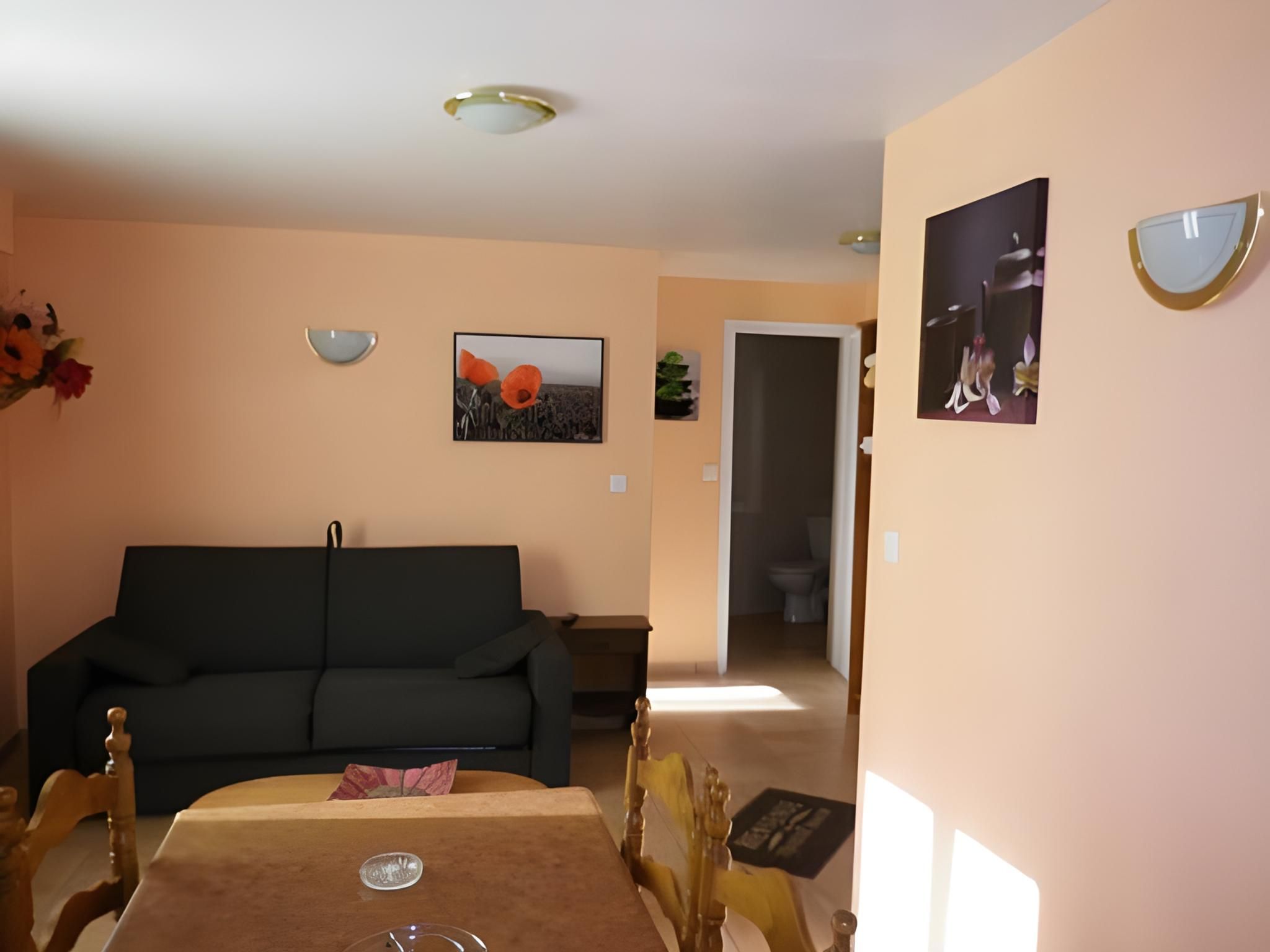One-Bedroom Apartment (4 Adults)