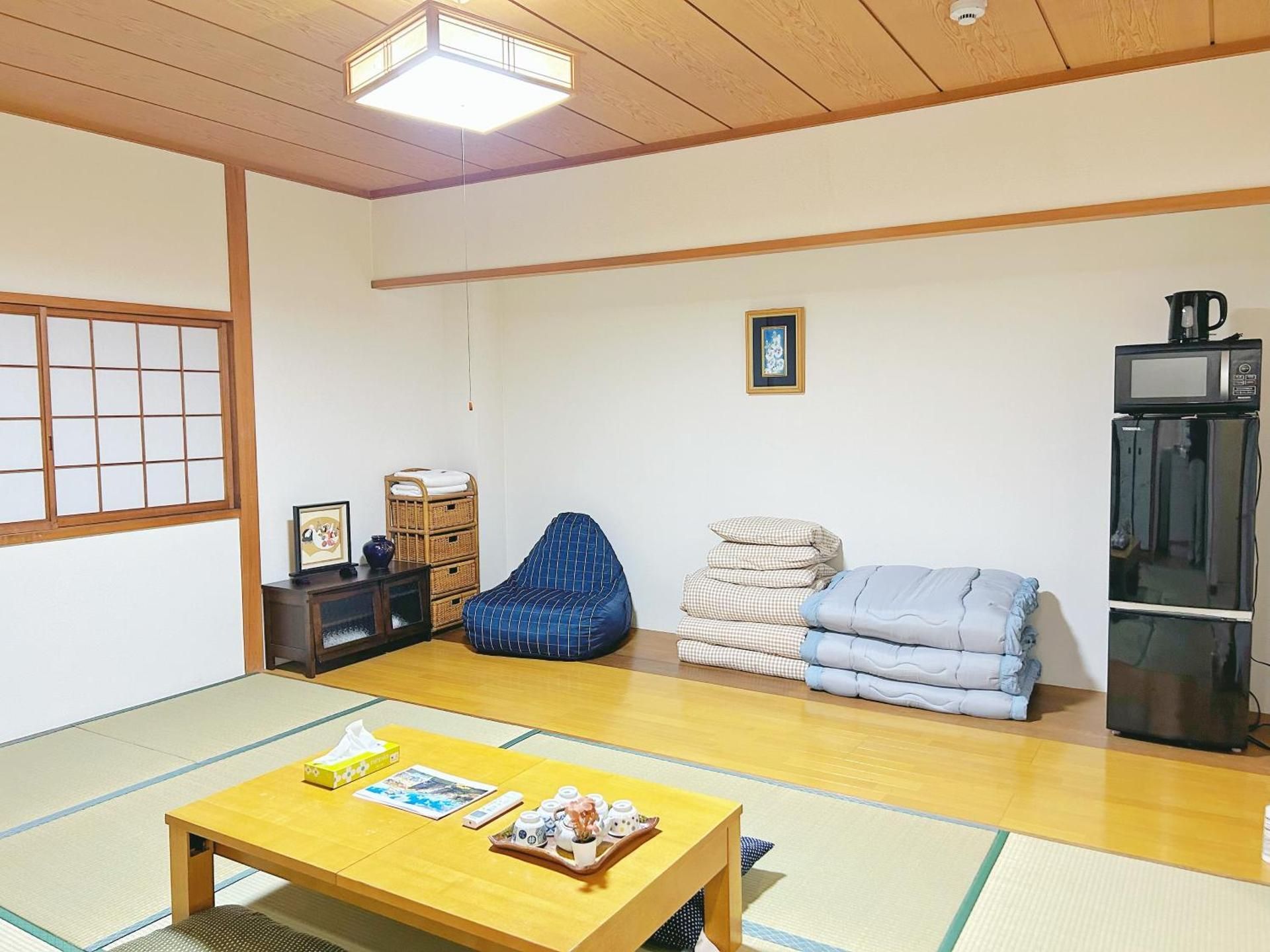 Japanese-Style Room