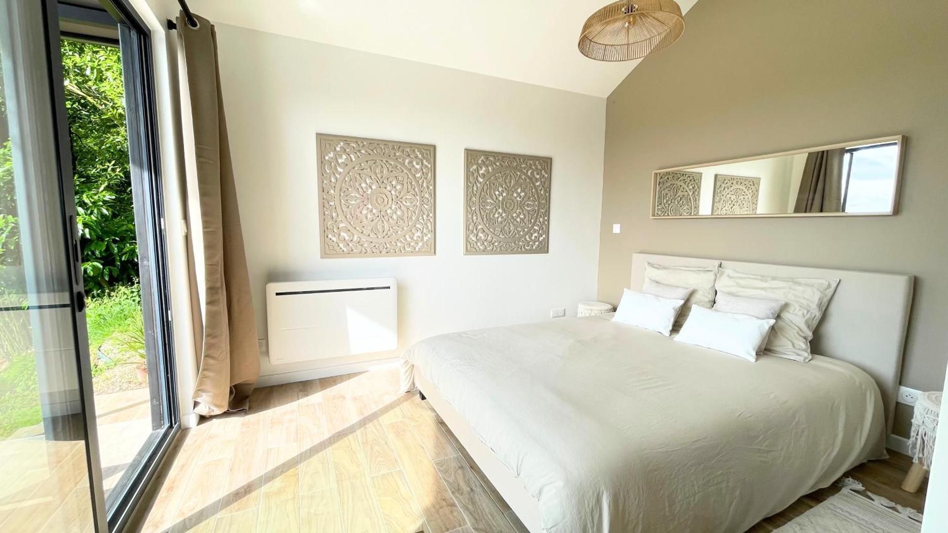King Room with Pool View