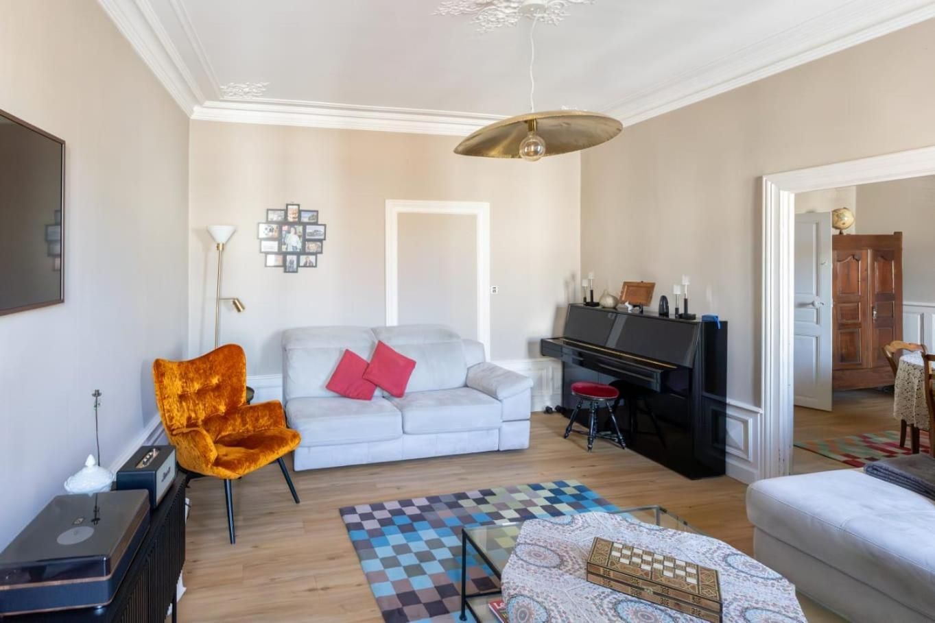 One-Bedroom Deluxe Apartment