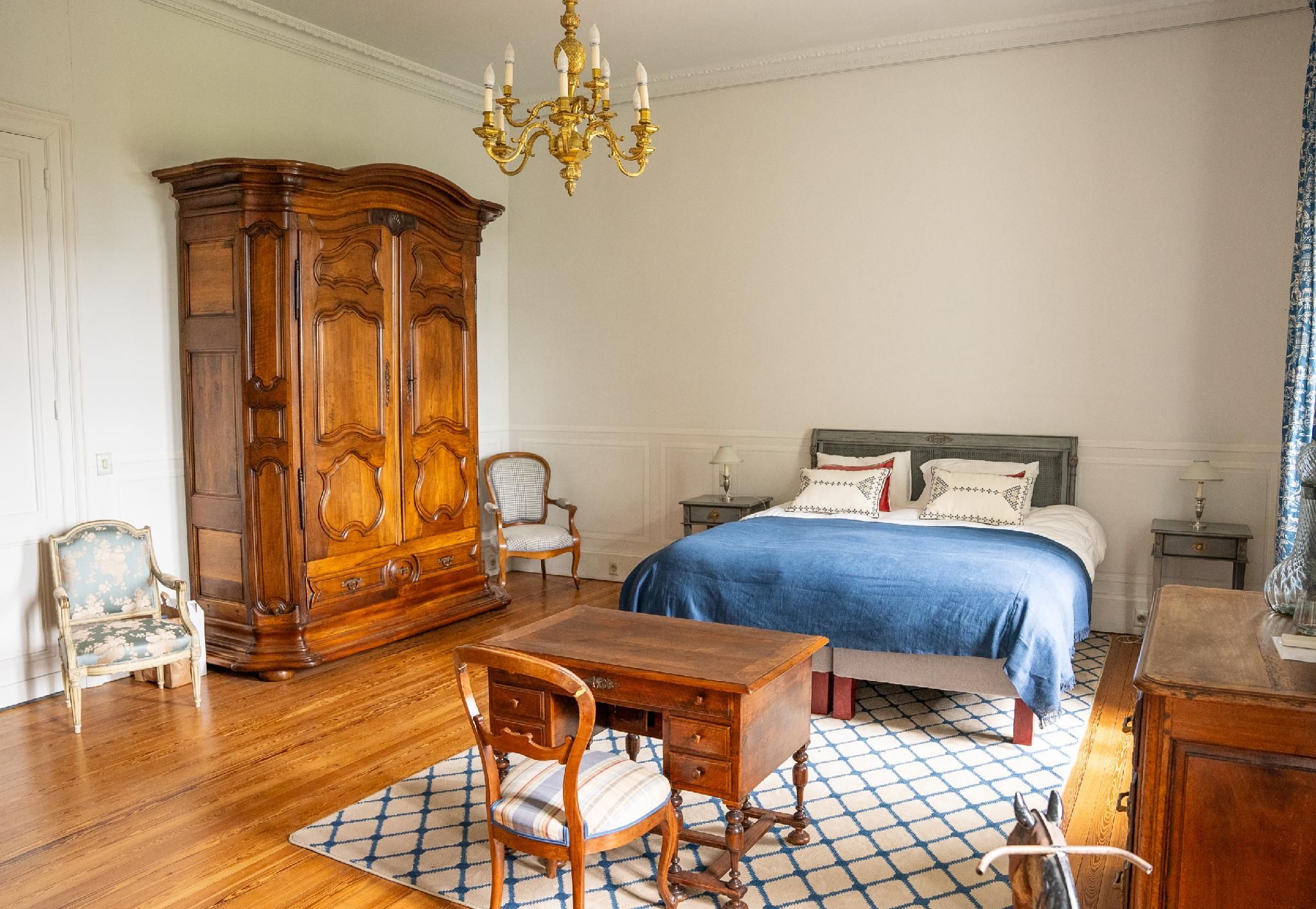 Chambre au Château 3-Double-de Luxe-Salle d'eau-Vue sur Jardin