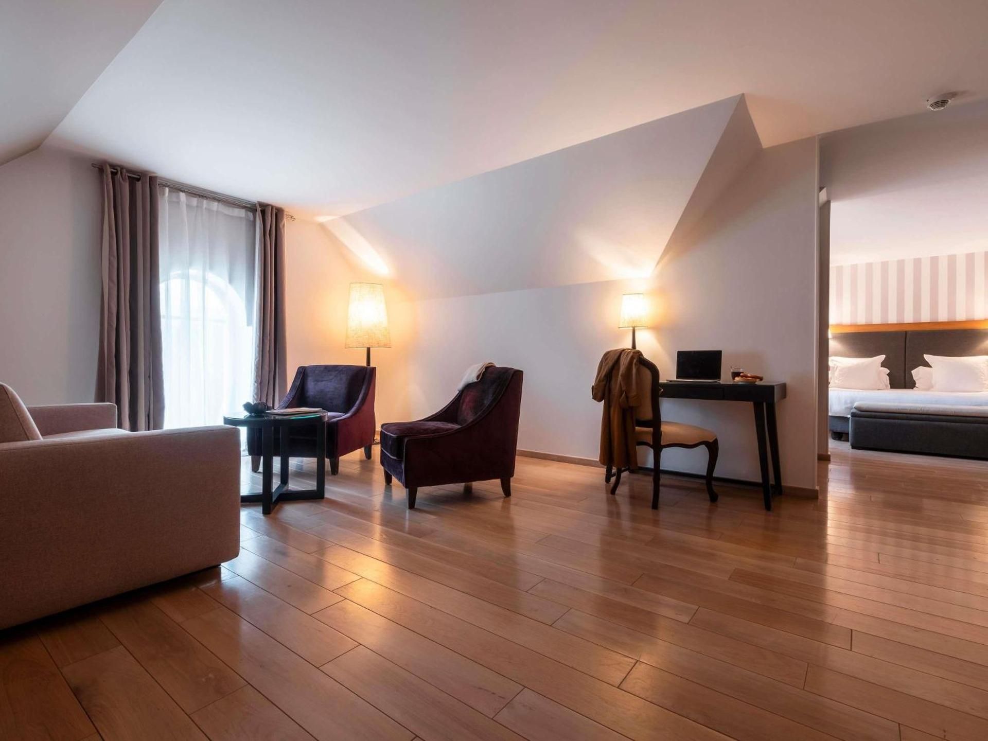 Mercure Maintenon Privilege Room with 1 Double Bed 3