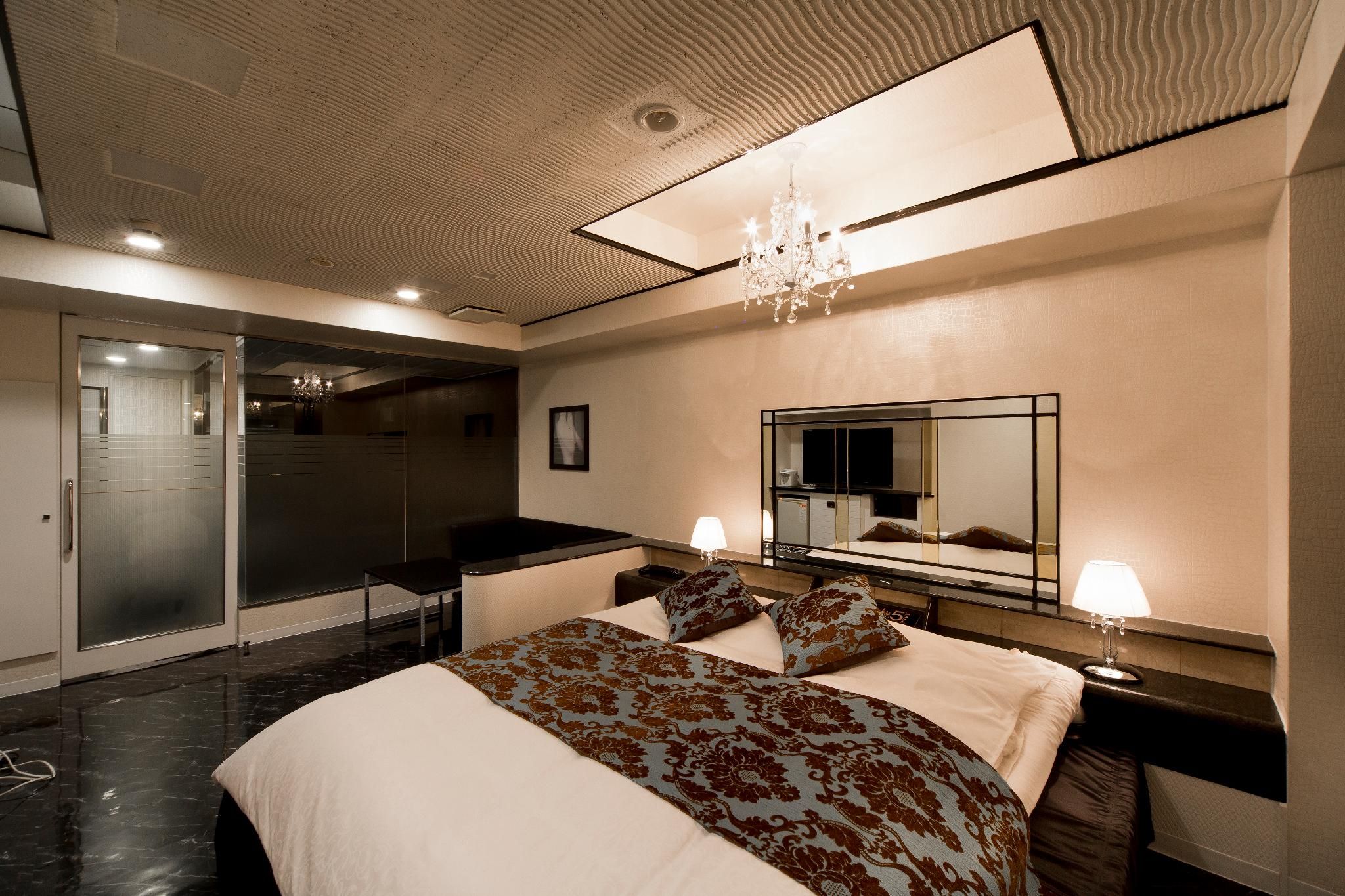 Superior Queen Bed