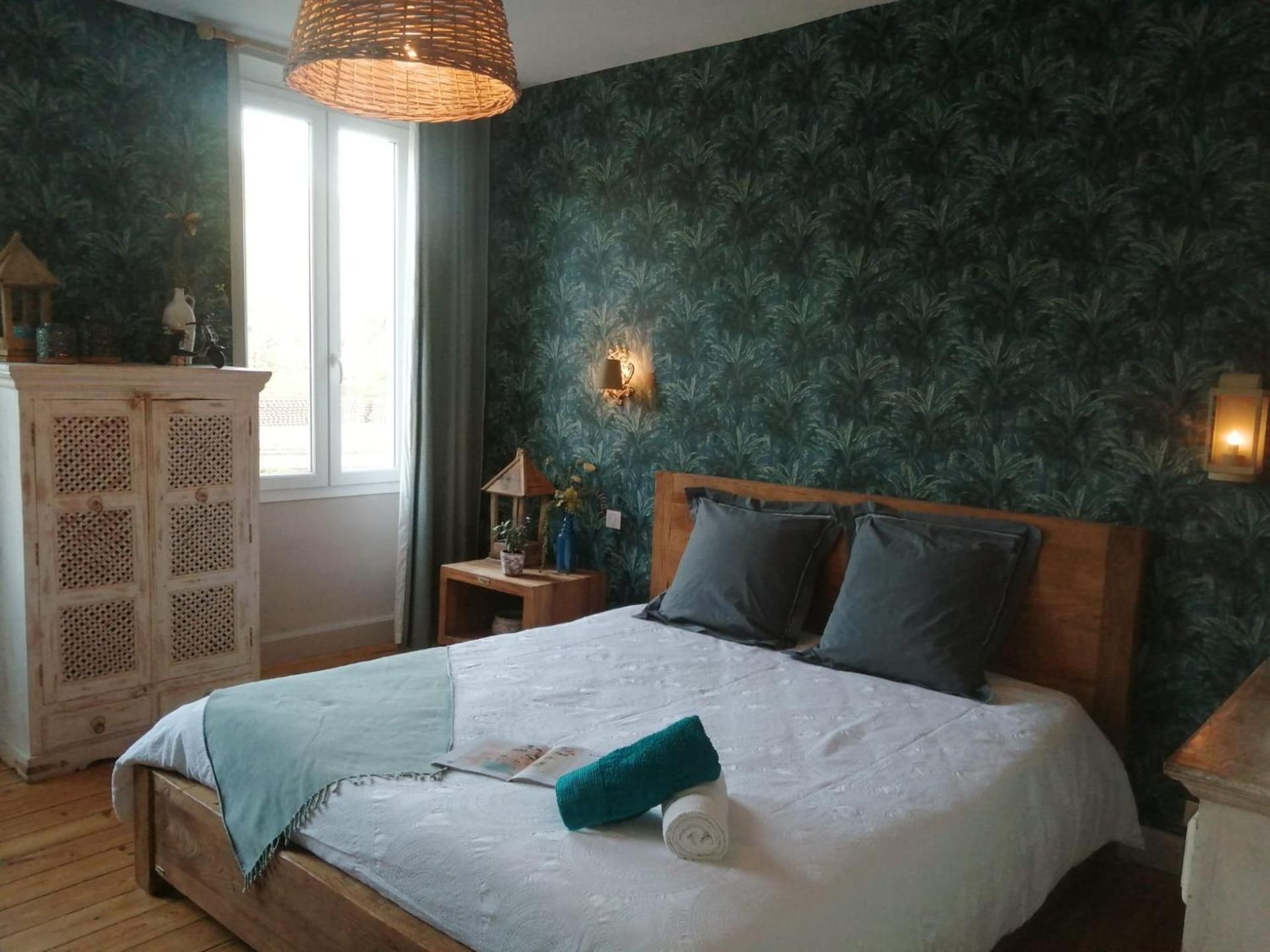 Standard King Room