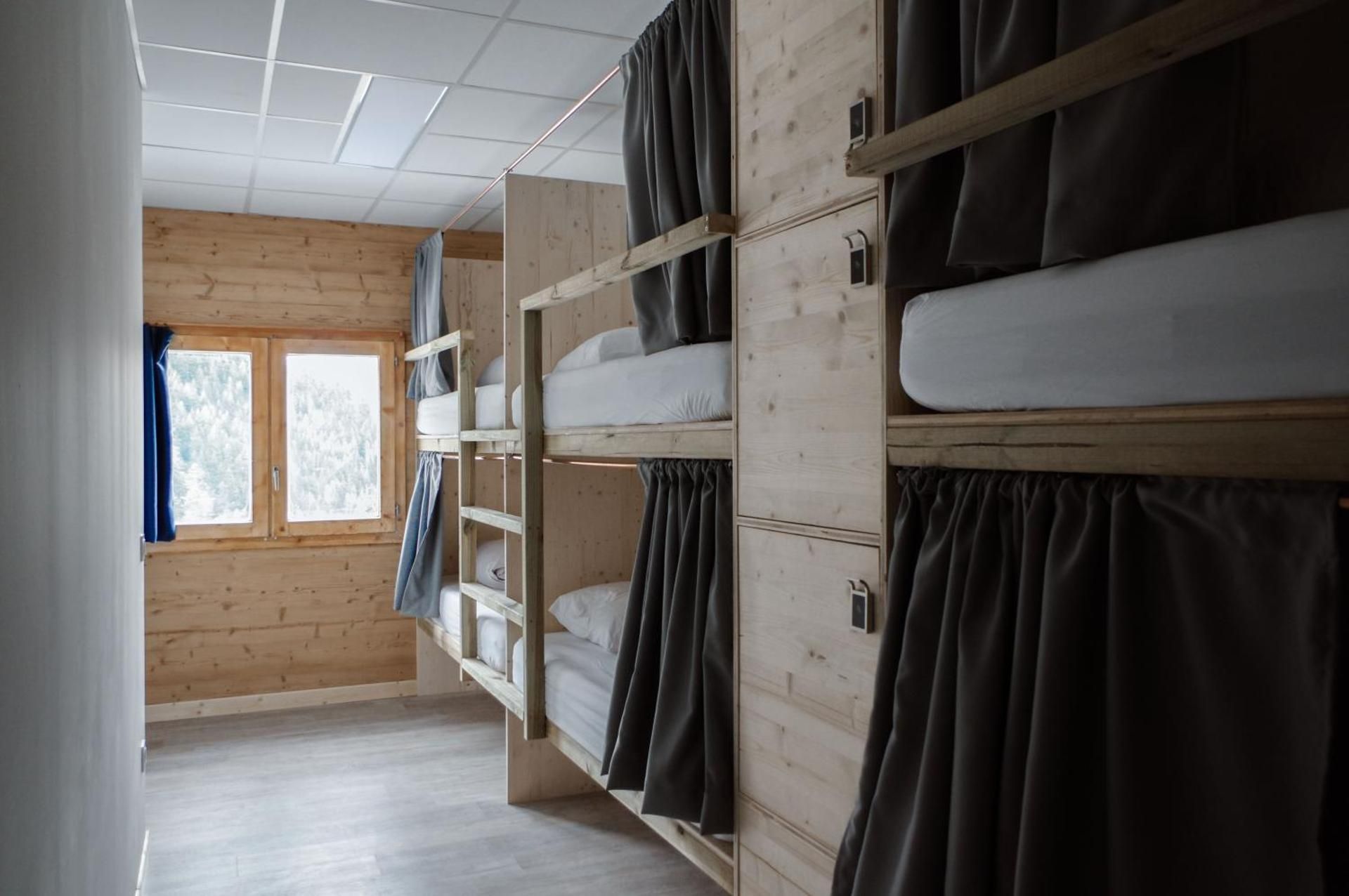 Bed in 6-Bed Dormitory Room