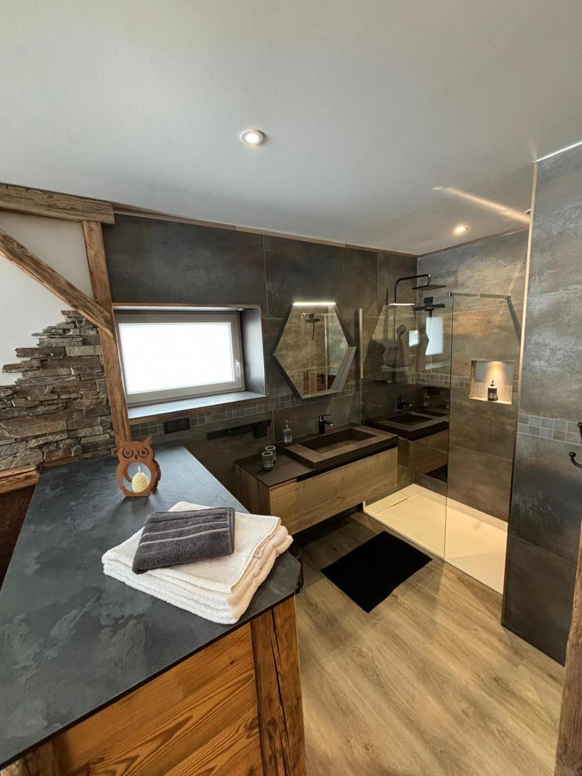 King Room with Mountain View