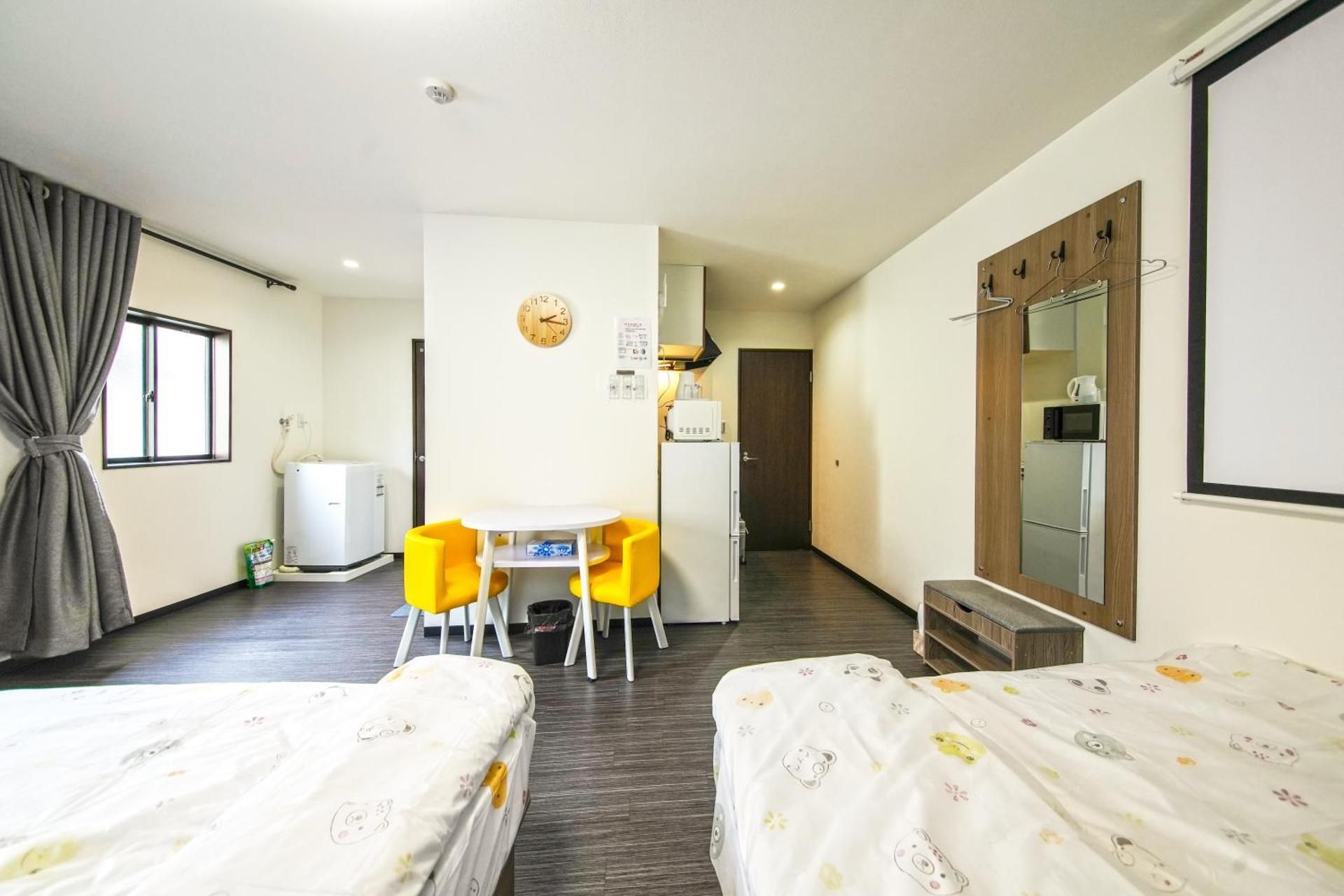Studio Apartment
